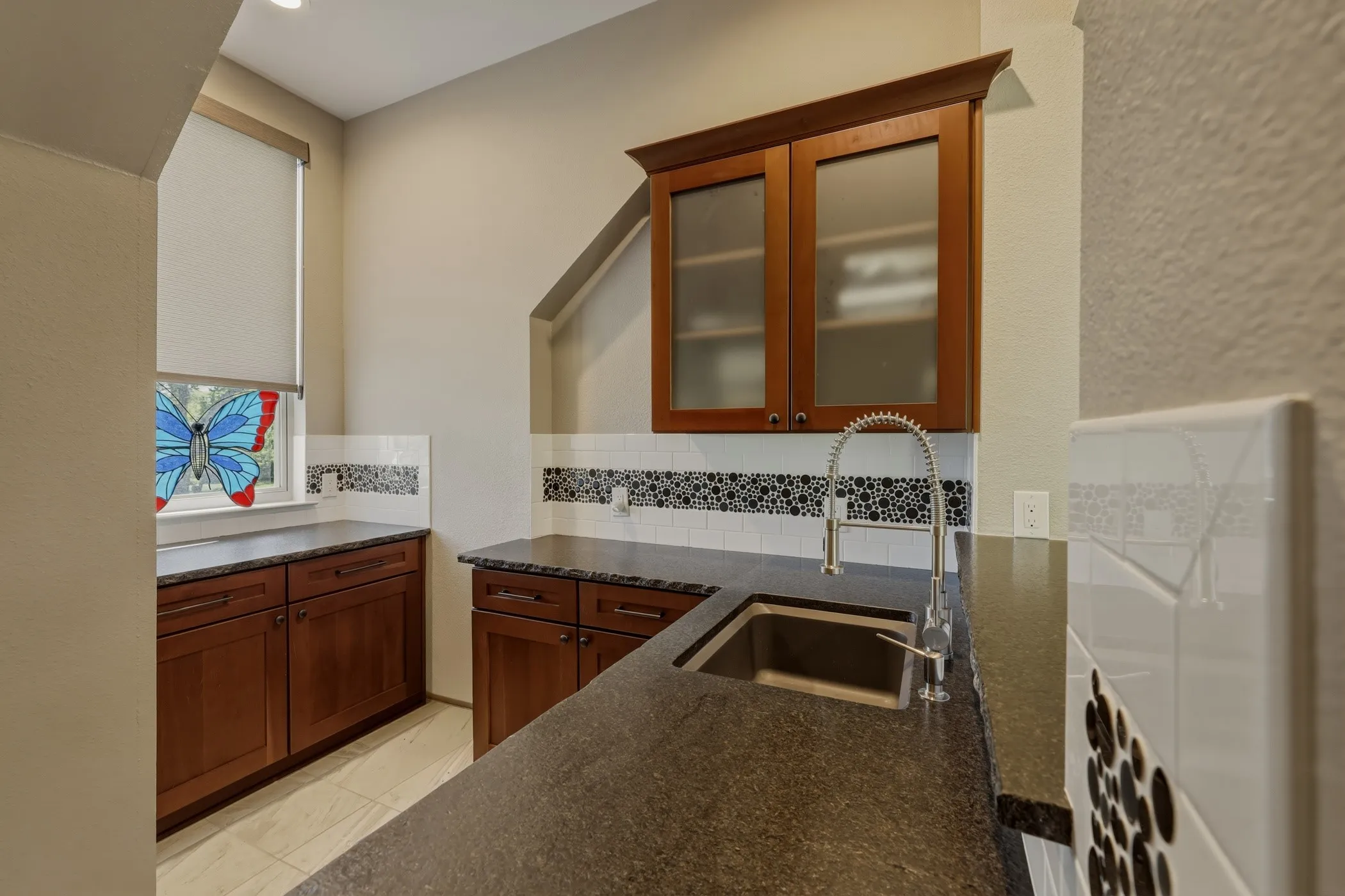 Single Family Residence For Sale in Denton County , 400 Porter Road, Bartonville, Texas 76226, 4 Bedroom, 6 Bathroom, 3 Garage spaces, 6,140 Sqft, built in 1999, Price $3,587,500, mls#21336273, Real Estate Agent in Bartonville, Homes For Sale in Denton county, Homes For Sale in Bartonville, Realtor in Bartonville Texas, Real Estate Brokerage Independent Realty Texas, Luminita Cordes Realtor