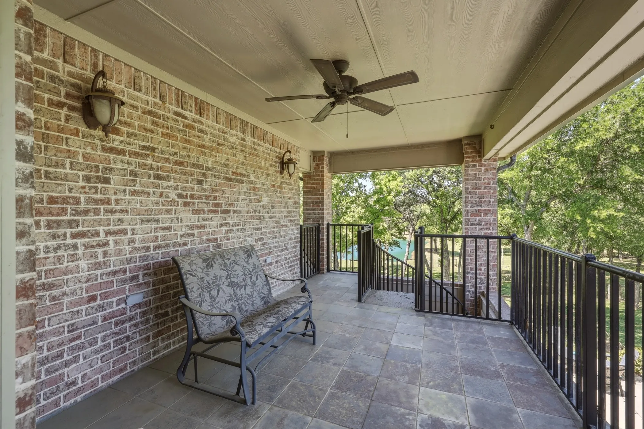 Single Family Residence For Sale in Denton County , 400 Porter Road, Bartonville, Texas 76226, 4 Bedroom, 6 Bathroom, 3 Garage spaces, 6,140 Sqft, built in 1999, Price $3,587,500, mls#21336273, Real Estate Agent in Bartonville, Homes For Sale in Denton county, Homes For Sale in Bartonville, Realtor in Bartonville Texas, Real Estate Brokerage Independent Realty Texas, Luminita Cordes Realtor