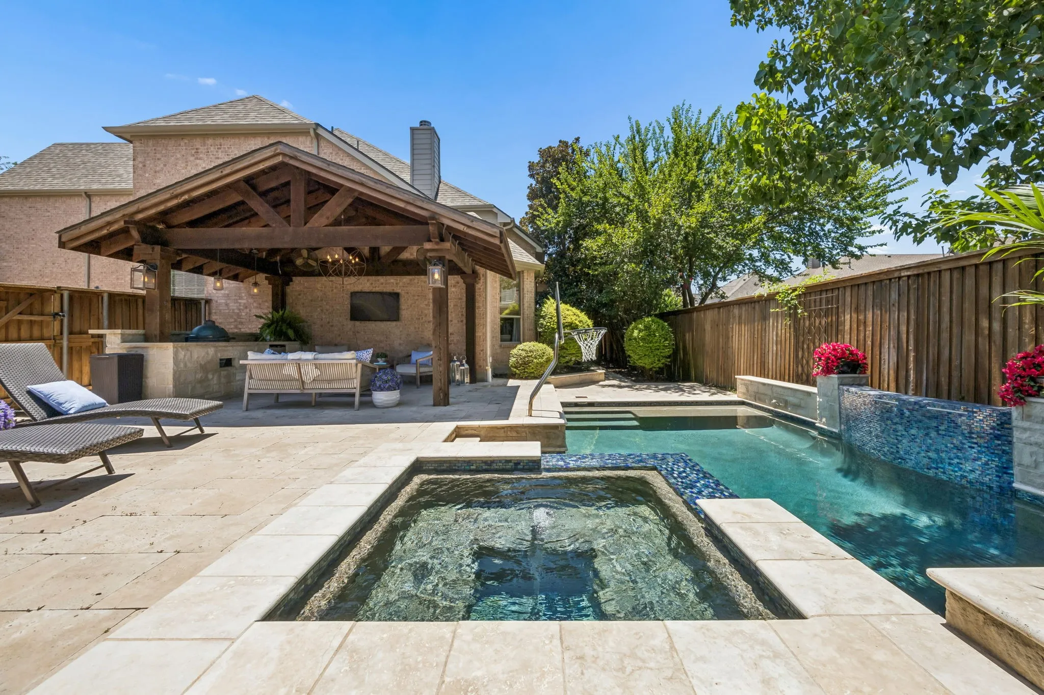 Perfect place to cool off and enjoying time with friends