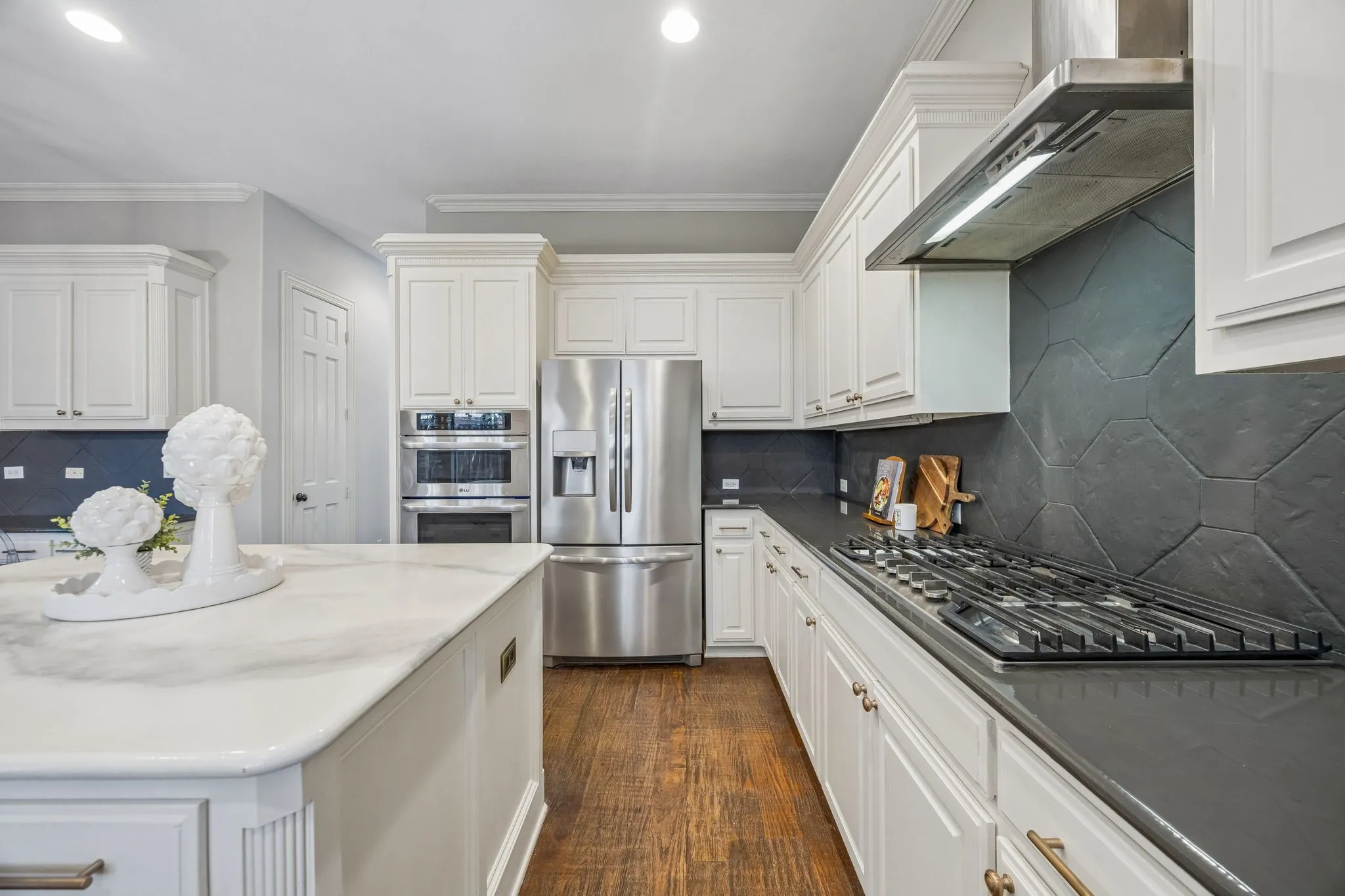 All kitchen appliances updated within the past 5 years