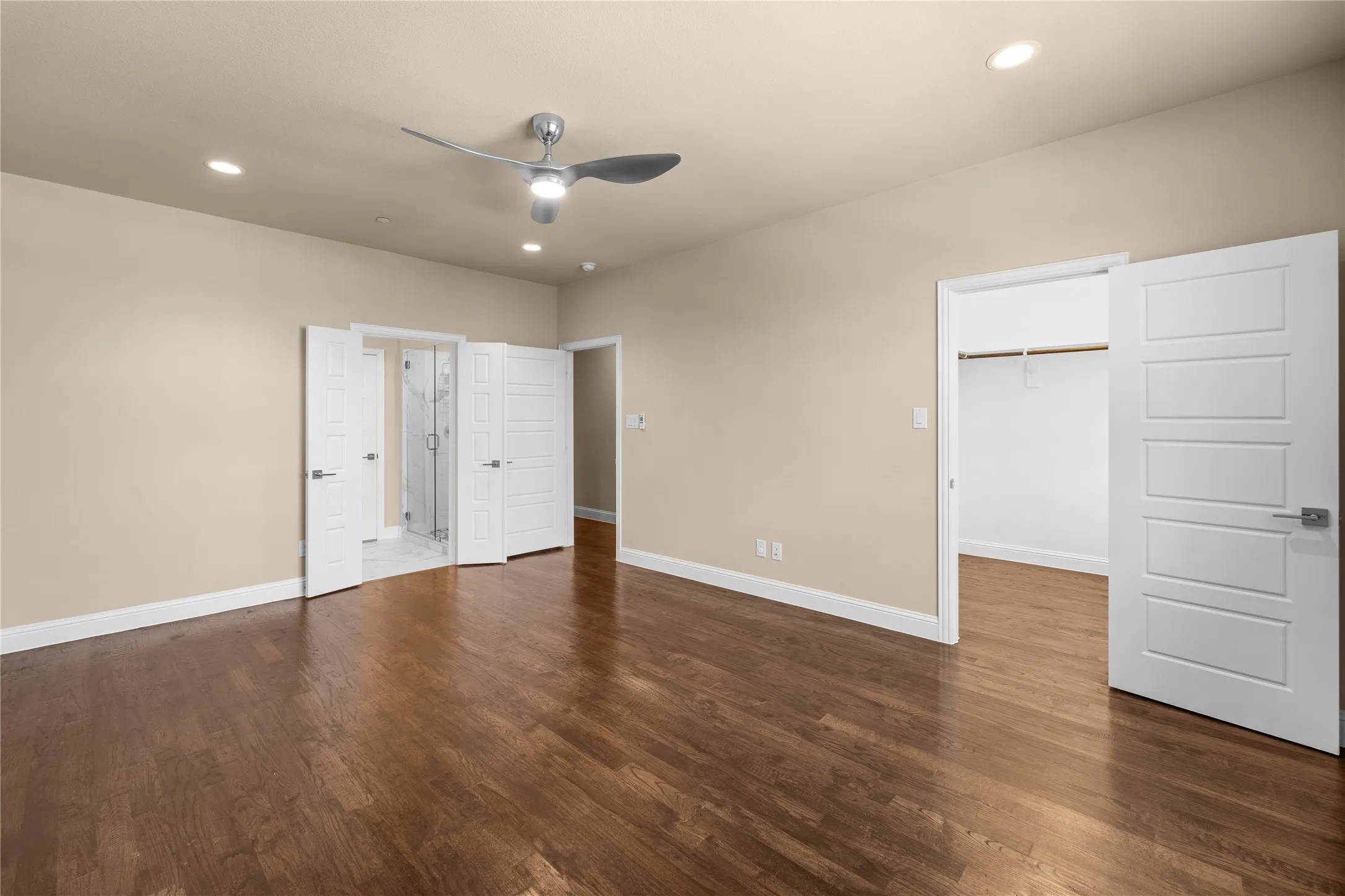 Townhouse For Rent in Denton County , 2952 Sheridan Drive, Carrollton, Texas 75010, 4 Bedroom, 4 Bathroom, 2 Garage spaces, 2,245 Sqft, built in 2018, mls#21339539, Real Estate Agent in Carrollton, Homes For Rent in Denton county, Homes For Rent in Carrollton, Realtor in Carrollton Texas, Real Estate Brokerage Independent Realty Texas, Luminita Cordes Realtor