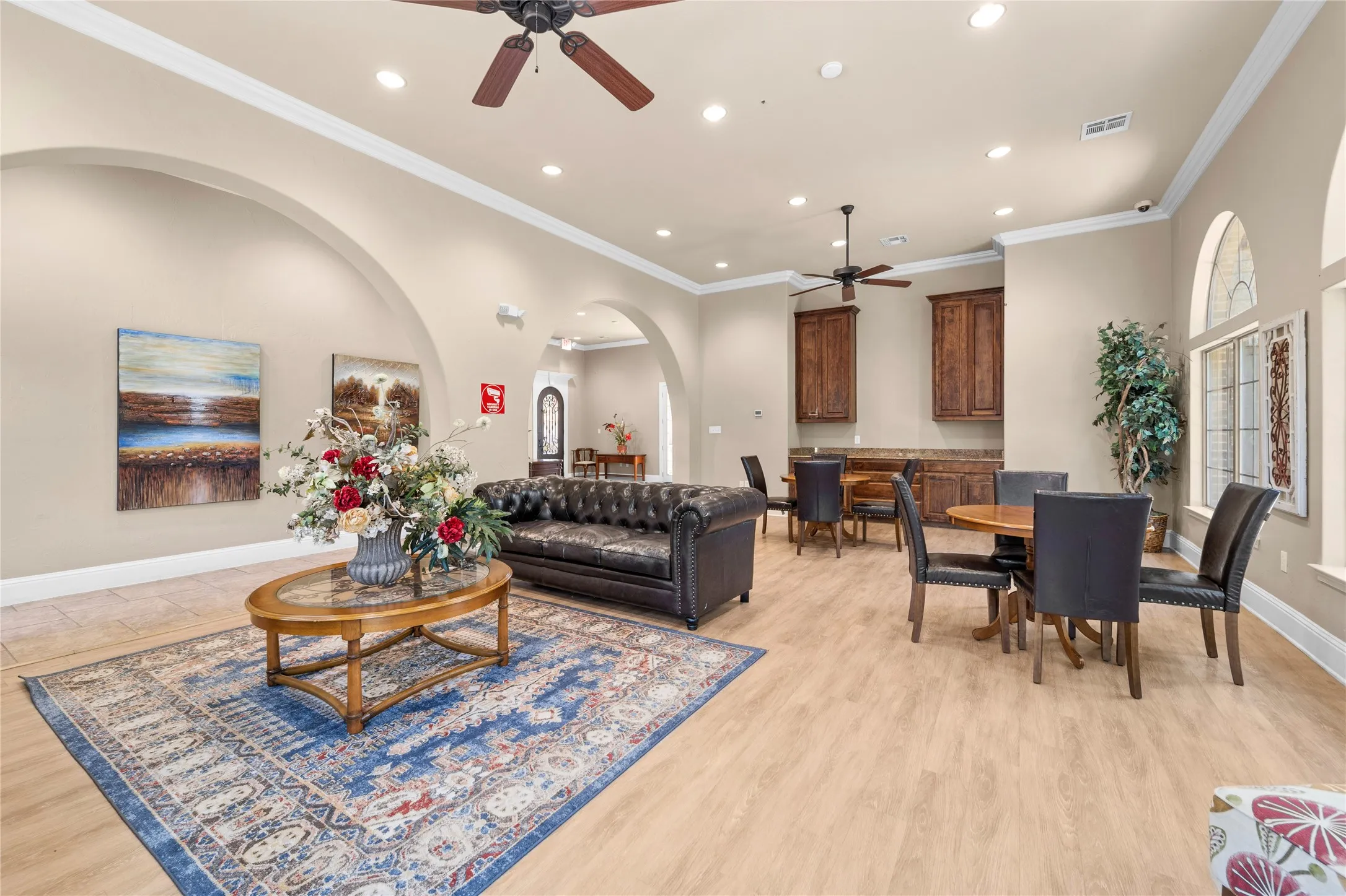 Townhouse For Rent in Denton County , 2952 Sheridan Drive, Carrollton, Texas 75010, 4 Bedroom, 4 Bathroom, 2 Garage spaces, 2,245 Sqft, built in 2018, mls#21339539, Real Estate Agent in Carrollton, Homes For Rent in Denton county, Homes For Rent in Carrollton, Realtor in Carrollton Texas, Real Estate Brokerage Independent Realty Texas, Luminita Cordes Realtor