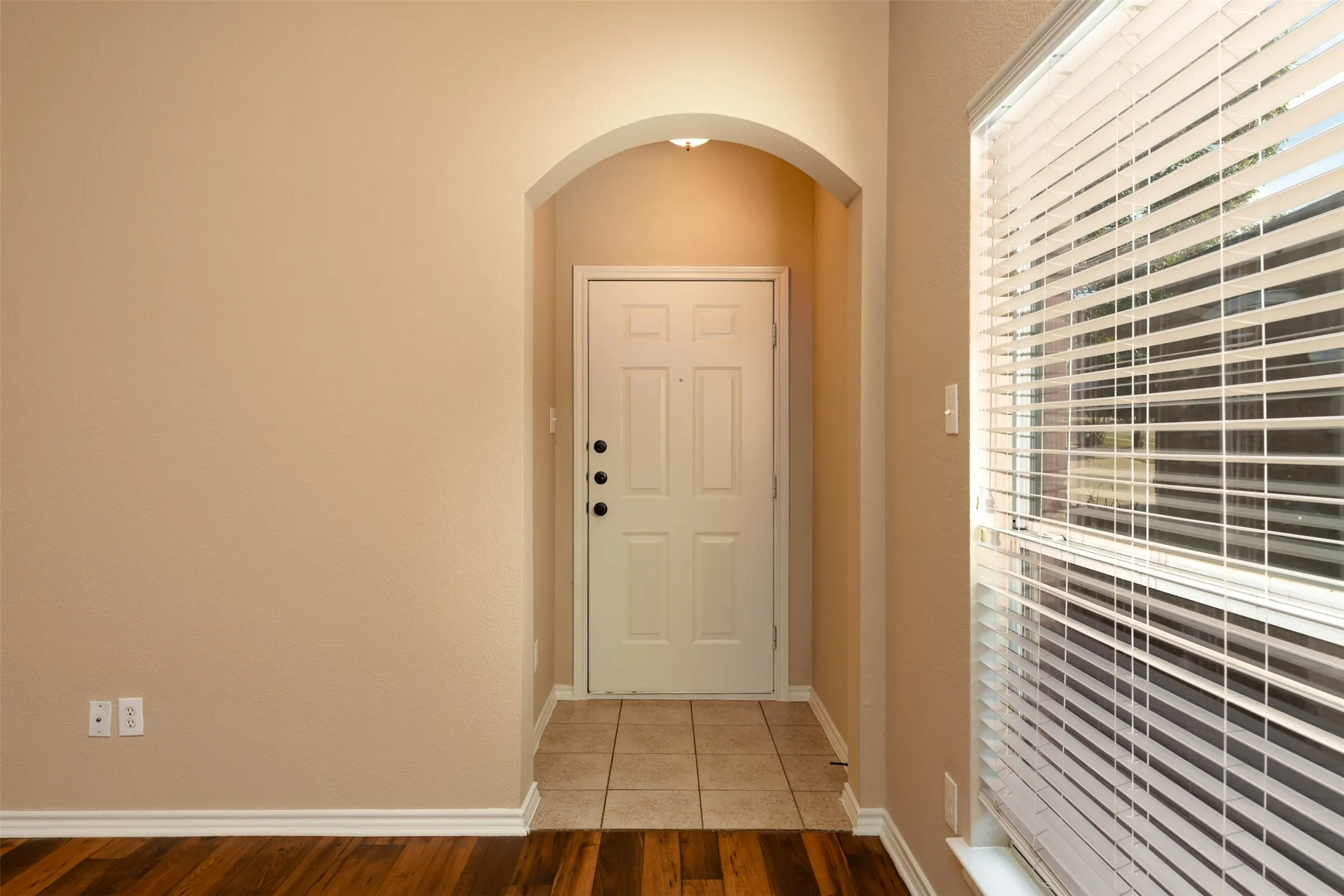 Duplex For Rent in Tarrant County , 1405 Piedmont Drive, Mansfield, Texas 76063, 3 Bedroom, 2 Bathroom, 2 Garage spaces, 1,181 Sqft, built in 2007, mls#21339572, Real Estate Agent in Mansfield, Homes For Rent in Tarrant county, Homes For Rent in Mansfield, Realtor in Mansfield Texas, Real Estate Brokerage Independent Realty Texas, Luminita Cordes Realtor