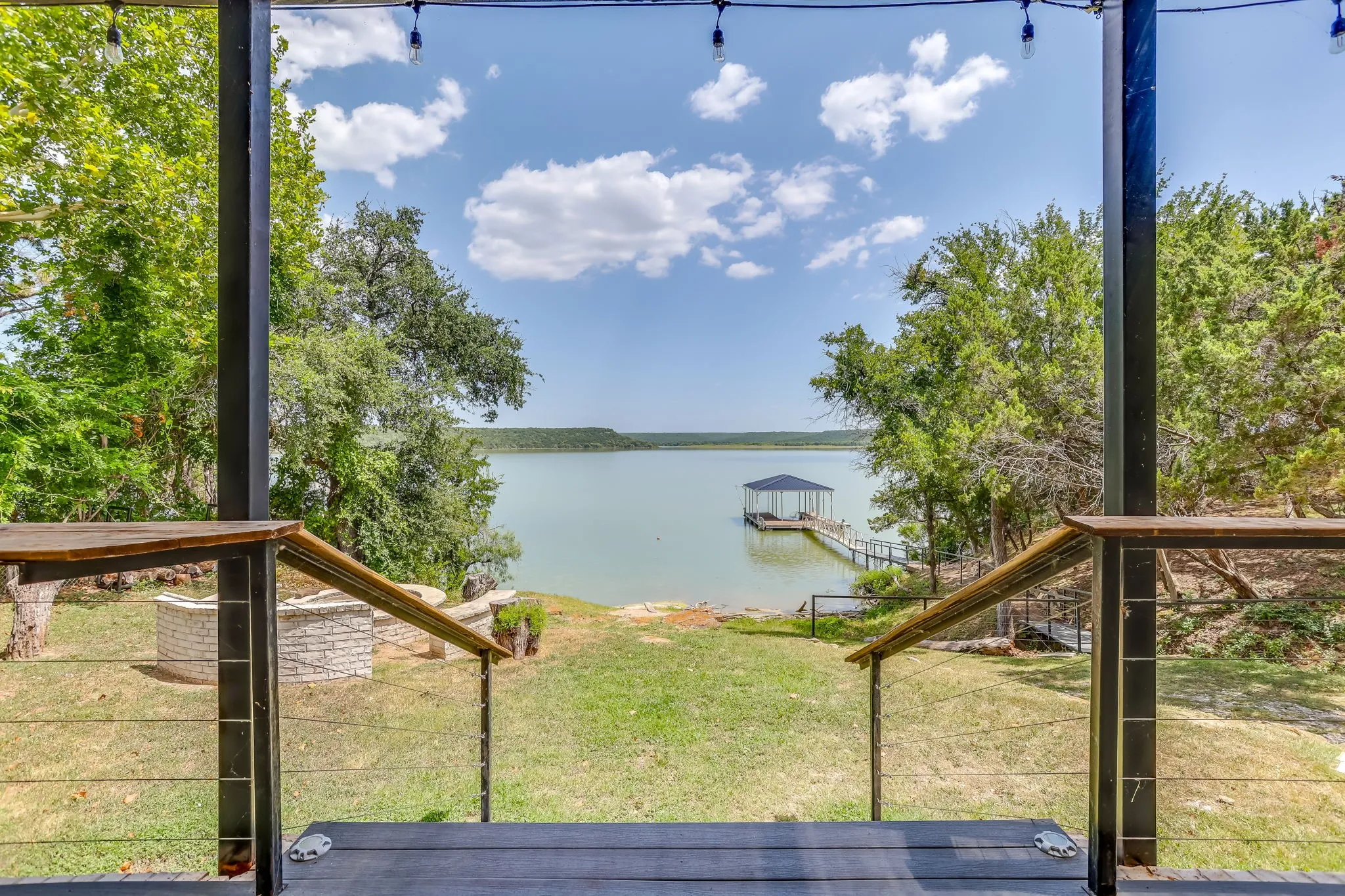 Single Family Residence For Sale in Palo Pinto County , 606 Dunn Drive, Palo Pinto, Texas 76484, 3 Bedrooms, 2 Bathrooms, Garage spaces, 1,600 Sqft, built in 2005, Price $545,000, mls#21336577, Real Estate Agent in Palo Pinto, Homes For Sale in Palo Pinto county, Homes For Sale in Palo Pinto, Realtor in Palo Pinto Texas, Real Estate Brokerage Independent Realty Texas, Luminita Cordes Realtor