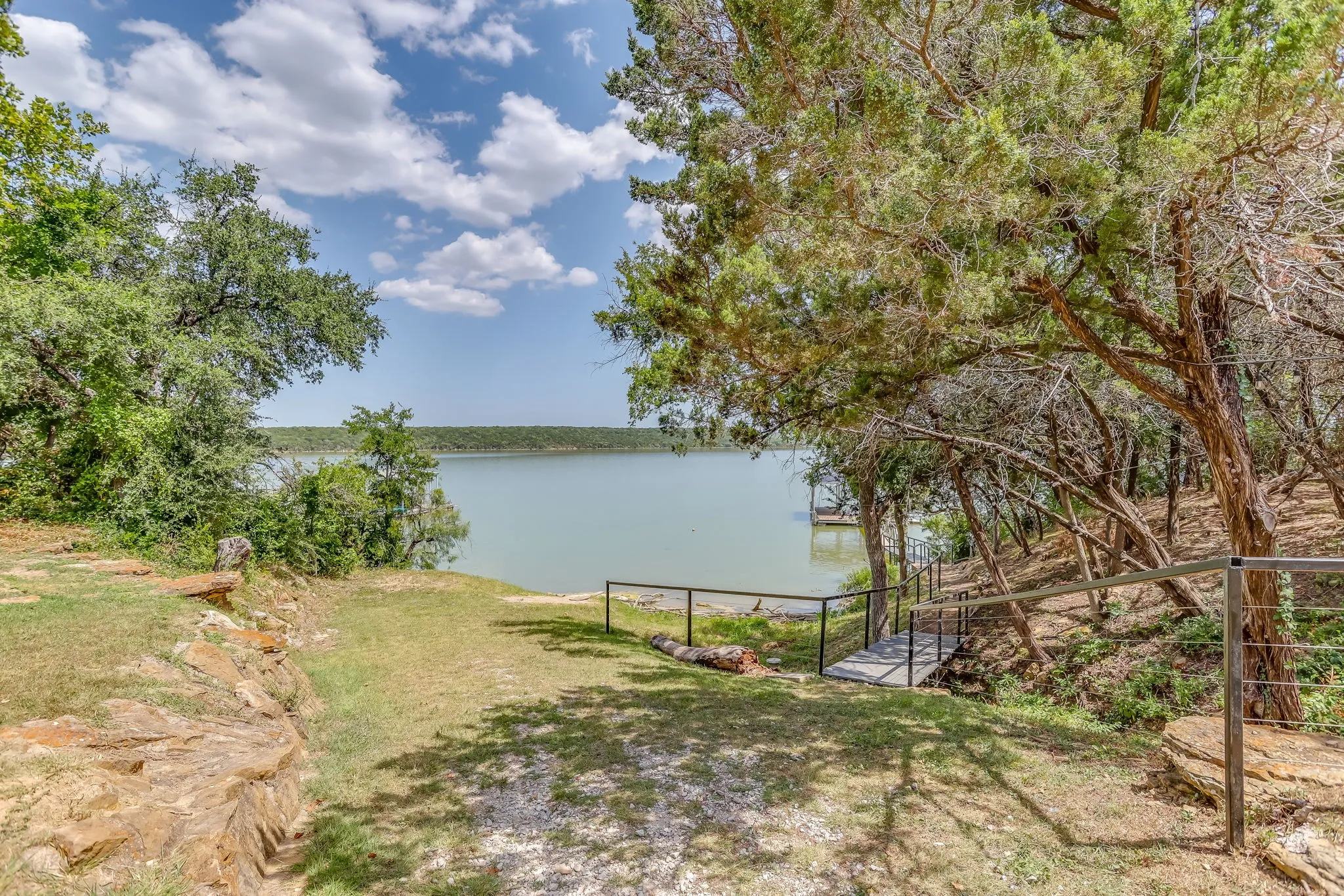 Single Family Residence For Sale in Palo Pinto County , 606 Dunn Drive, Palo Pinto, Texas 76484, 3 Bedrooms, 2 Bathrooms, Garage spaces, 1,600 Sqft, built in 2005, Price $545,000, mls#21336577, Real Estate Agent in Palo Pinto, Homes For Sale in Palo Pinto county, Homes For Sale in Palo Pinto, Realtor in Palo Pinto Texas, Real Estate Brokerage Independent Realty Texas, Luminita Cordes Realtor