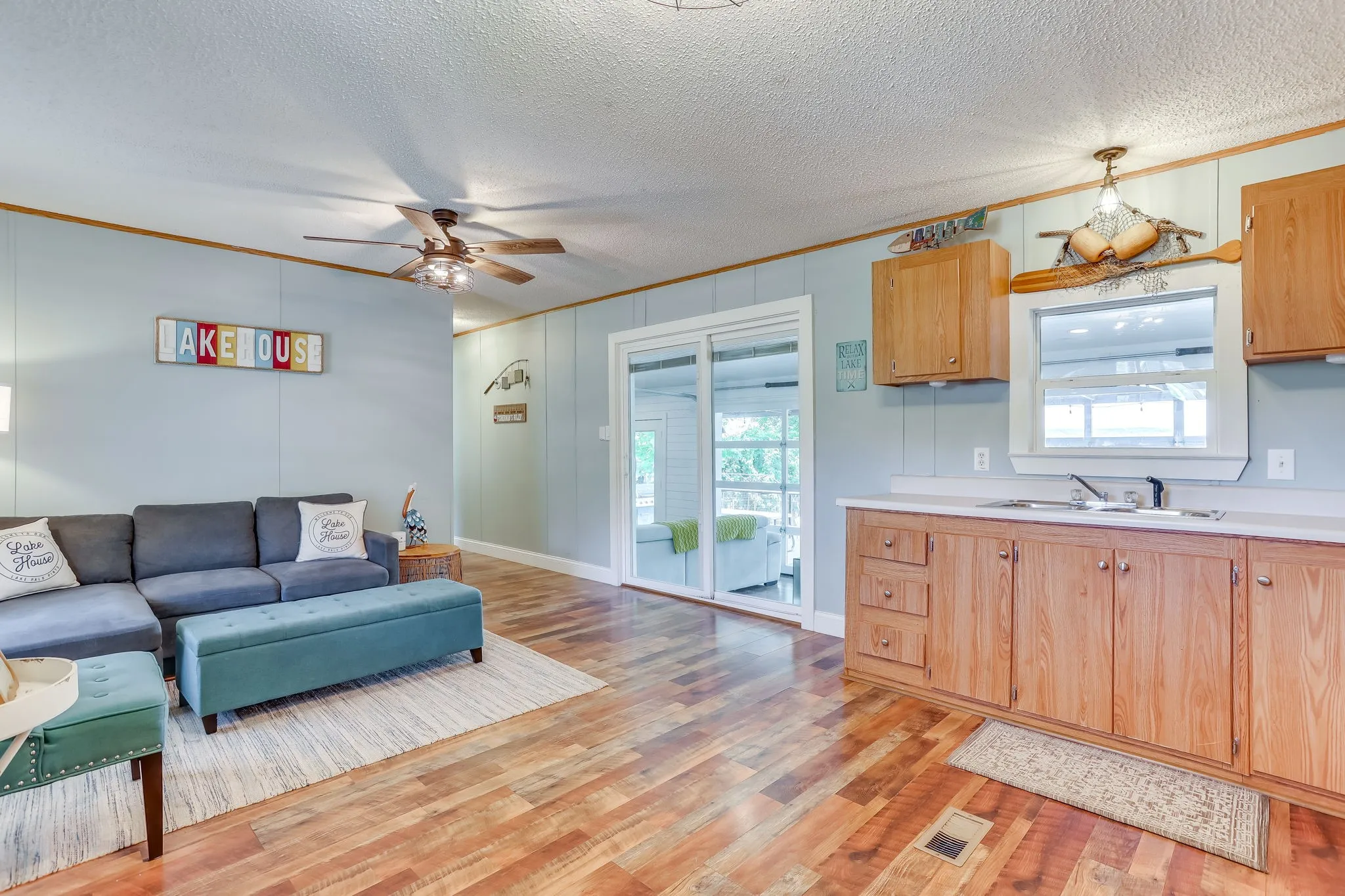 Single Family Residence For Sale in Palo Pinto County , 606 Dunn Drive, Palo Pinto, Texas 76484, 3 Bedrooms, 2 Bathrooms, Garage spaces, 1,600 Sqft, built in 2005, Price $545,000, mls#21336577, Real Estate Agent in Palo Pinto, Homes For Sale in Palo Pinto county, Homes For Sale in Palo Pinto, Realtor in Palo Pinto Texas, Real Estate Brokerage Independent Realty Texas, Luminita Cordes Realtor