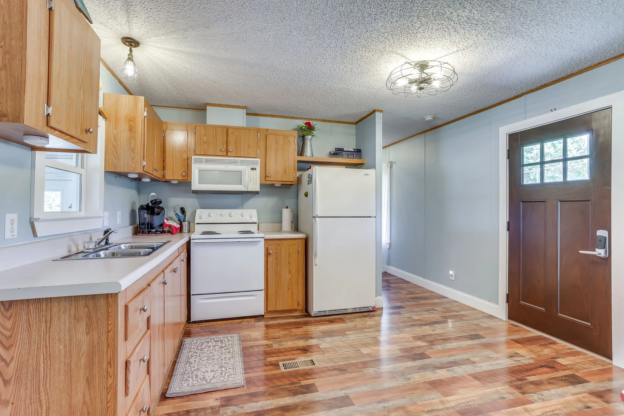 Single Family Residence For Sale in Palo Pinto County , 606 Dunn Drive, Palo Pinto, Texas 76484, 3 Bedrooms, 2 Bathrooms, Garage spaces, 1,600 Sqft, built in 2005, Price $545,000, mls#21336577, Real Estate Agent in Palo Pinto, Homes For Sale in Palo Pinto county, Homes For Sale in Palo Pinto, Realtor in Palo Pinto Texas, Real Estate Brokerage Independent Realty Texas, Luminita Cordes Realtor