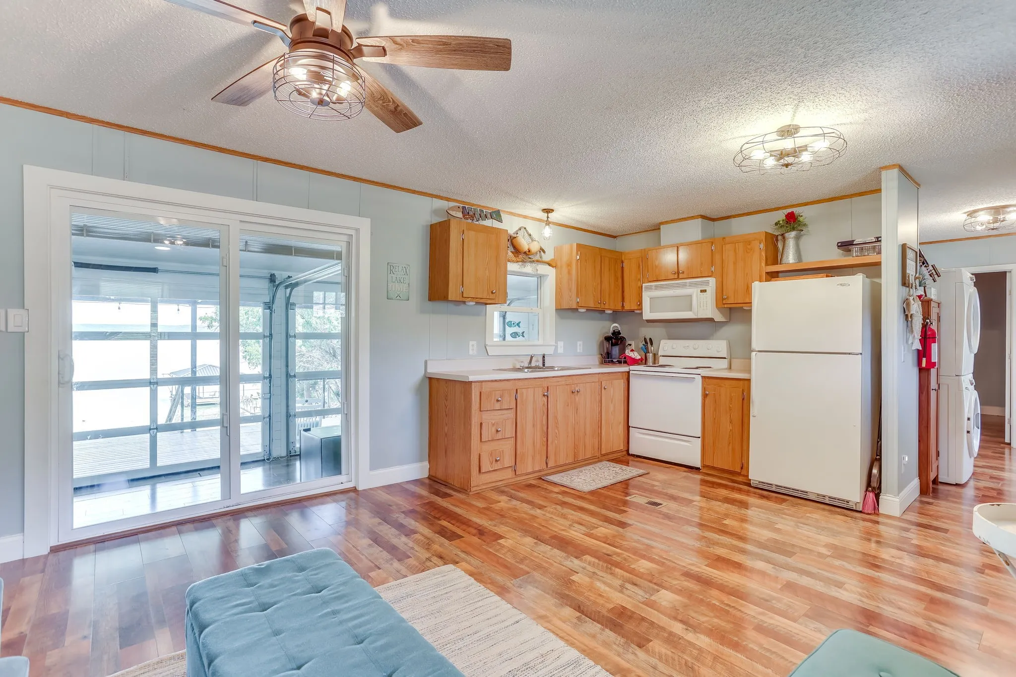 Single Family Residence For Sale in Palo Pinto County , 606 Dunn Drive, Palo Pinto, Texas 76484, 3 Bedrooms, 2 Bathrooms, Garage spaces, 1,600 Sqft, built in 2005, Price $545,000, mls#21336577, Real Estate Agent in Palo Pinto, Homes For Sale in Palo Pinto county, Homes For Sale in Palo Pinto, Realtor in Palo Pinto Texas, Real Estate Brokerage Independent Realty Texas, Luminita Cordes Realtor