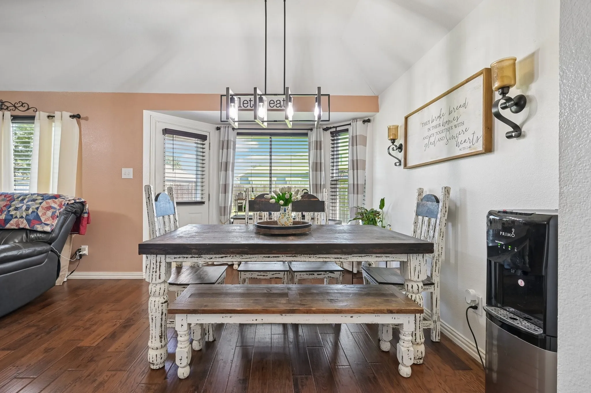 Single Family Residence For Sale in Collin County , 216 Meadow Lark Lane, Anna, Texas 75409, 3 Bedroom, 2 Bathroom, 2 Garage spaces, 1,423 Sqft, built in 2004, mls#21337299, Real Estate Agent in Anna, Homes For Sale in Collin county, Homes For Sale in Anna, Realtor in Anna Texas, Real Estate Brokerage Independent Realty Texas, Luminita Cordes Realtor