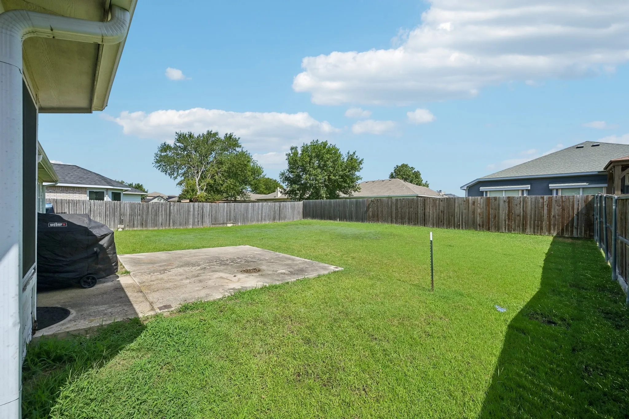 Single Family Residence For Sale in Collin County , 216 Meadow Lark Lane, Anna, Texas 75409, 3 Bedroom, 2 Bathroom, 2 Garage spaces, 1,423 Sqft, built in 2004, mls#21337299, Real Estate Agent in Anna, Homes For Sale in Collin county, Homes For Sale in Anna, Realtor in Anna Texas, Real Estate Brokerage Independent Realty Texas, Luminita Cordes Realtor