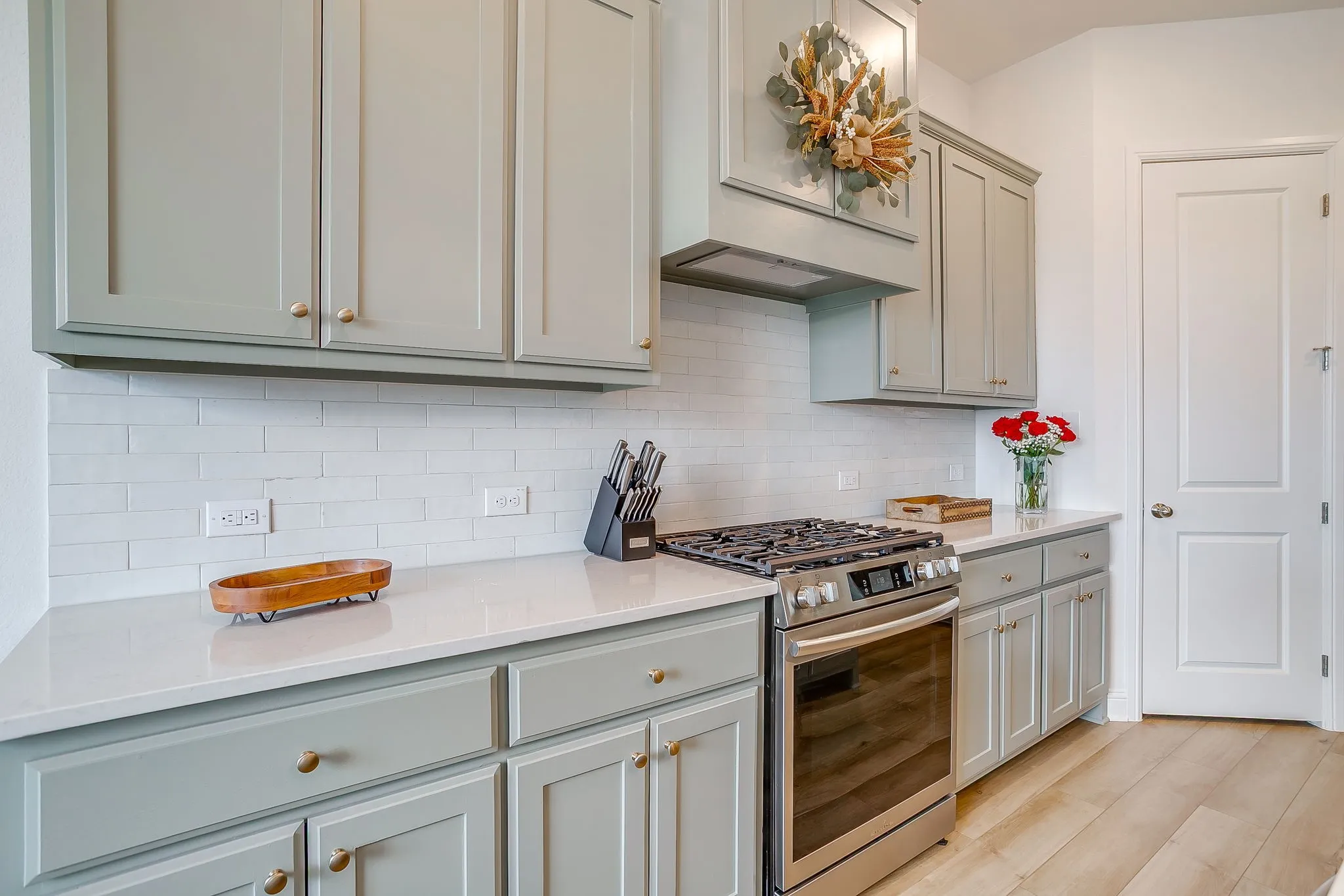 Single Family Residence For Sale in Parker County , 214 Observation Drive N, Aledo, Texas 76008, 3 Bedroom, 2 Bathroom, 2 Garage spaces, 1,927 Sqft, built in 2023, mls#21339550, Real Estate Agent in Aledo, Homes For Sale in Parker county, Homes For Sale in Aledo, Realtor in Aledo Texas, Real Estate Brokerage Independent Realty Texas, Luminita Cordes Realtor