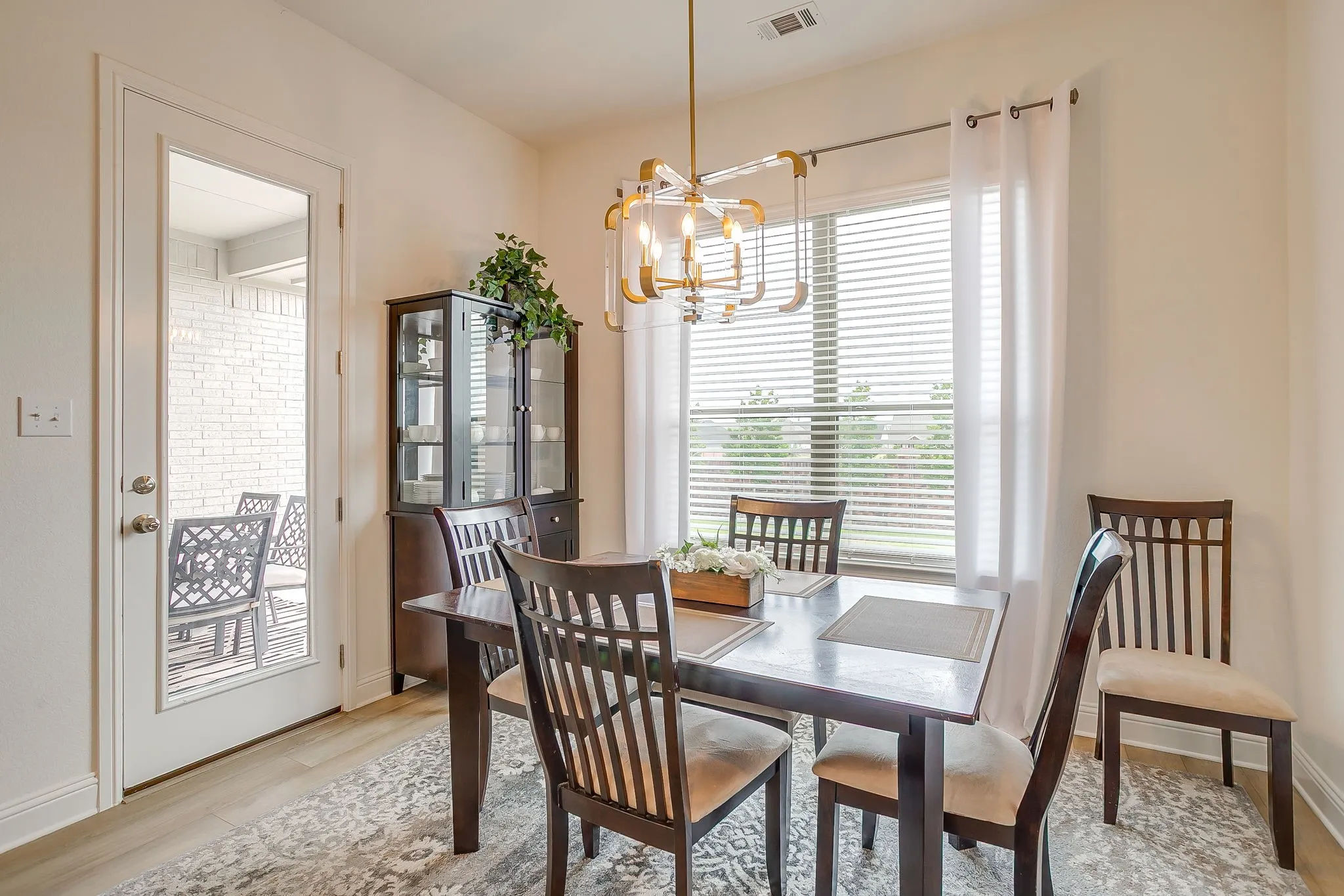 Single Family Residence For Sale in Parker County , 214 Observation Drive N, Aledo, Texas 76008, 3 Bedroom, 2 Bathroom, 2 Garage spaces, 1,927 Sqft, built in 2023, mls#21339550, Real Estate Agent in Aledo, Homes For Sale in Parker county, Homes For Sale in Aledo, Realtor in Aledo Texas, Real Estate Brokerage Independent Realty Texas, Luminita Cordes Realtor