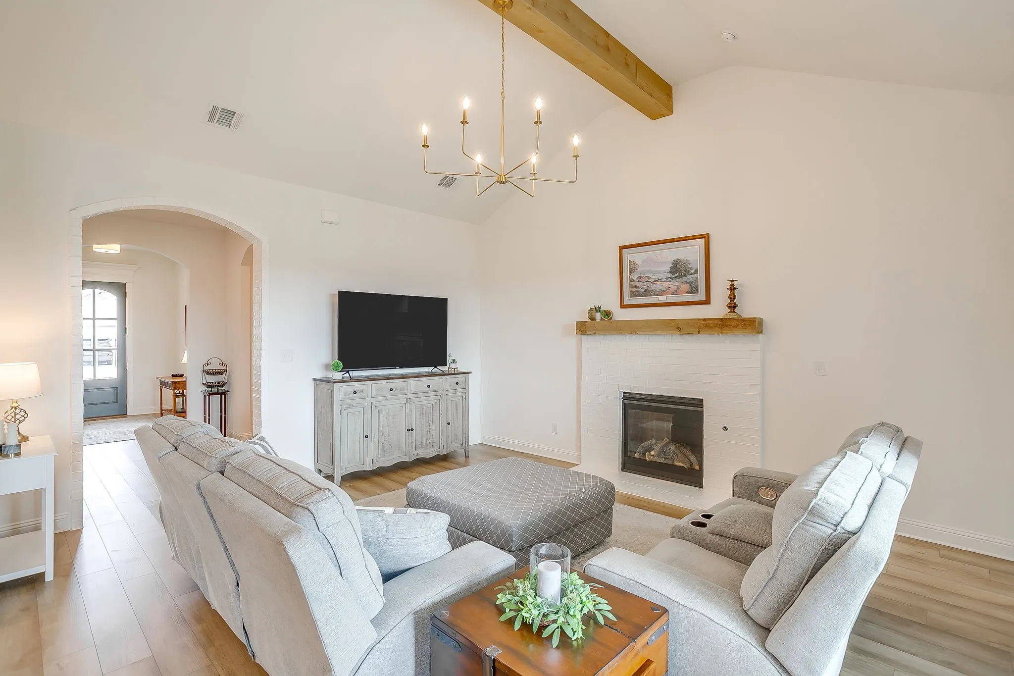 Single Family Residence For Sale in Parker County , 214 Observation Drive N, Aledo, Texas 76008, 3 Bedroom, 2 Bathroom, 2 Garage spaces, 1,927 Sqft, built in 2023, mls#21339550, Real Estate Agent in Aledo, Homes For Sale in Parker county, Homes For Sale in Aledo, Realtor in Aledo Texas, Real Estate Brokerage Independent Realty Texas, Luminita Cordes Realtor