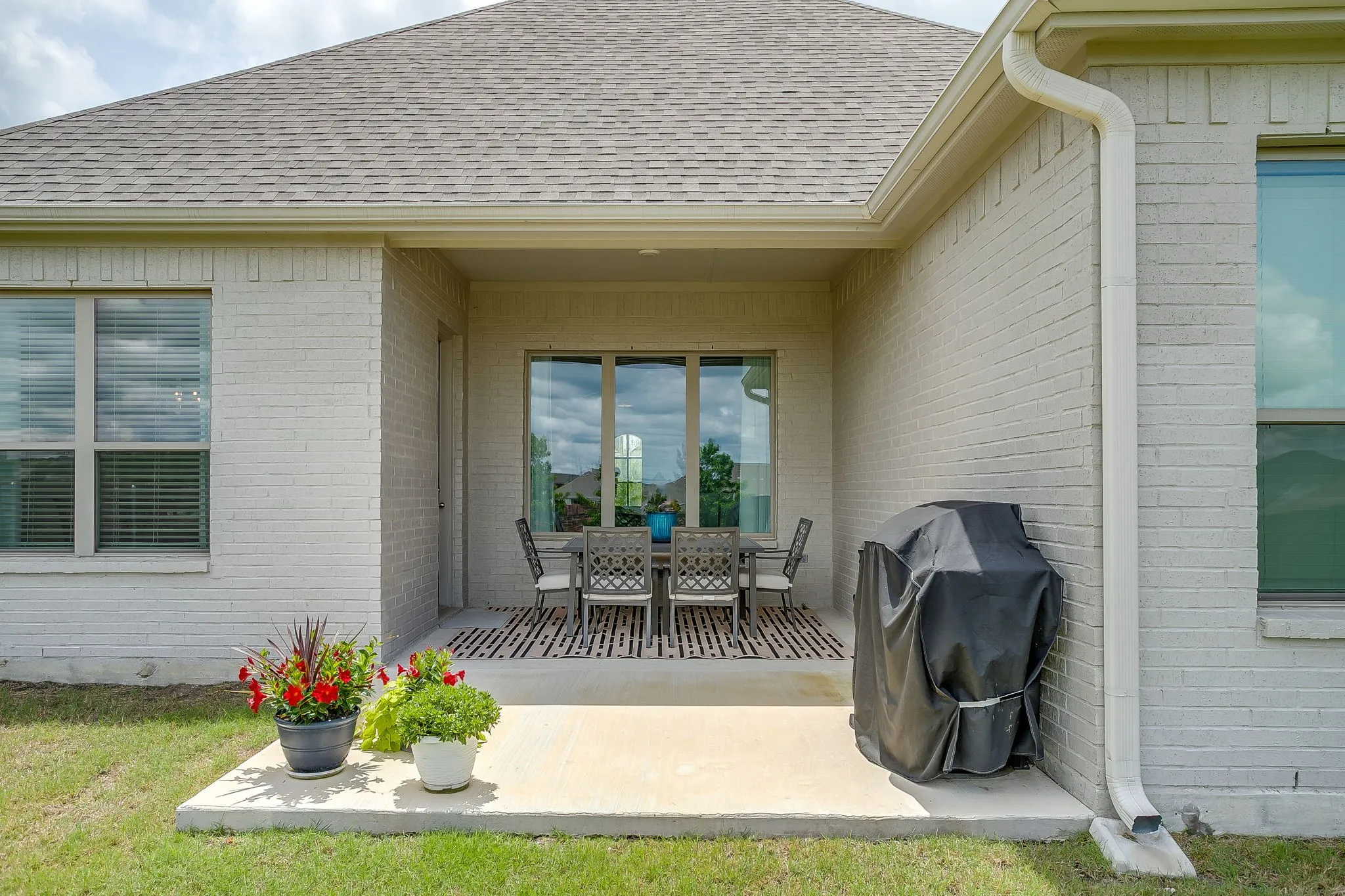 Single Family Residence For Sale in Parker County , 214 Observation Drive N, Aledo, Texas 76008, 3 Bedroom, 2 Bathroom, 2 Garage spaces, 1,927 Sqft, built in 2023, mls#21339550, Real Estate Agent in Aledo, Homes For Sale in Parker county, Homes For Sale in Aledo, Realtor in Aledo Texas, Real Estate Brokerage Independent Realty Texas, Luminita Cordes Realtor