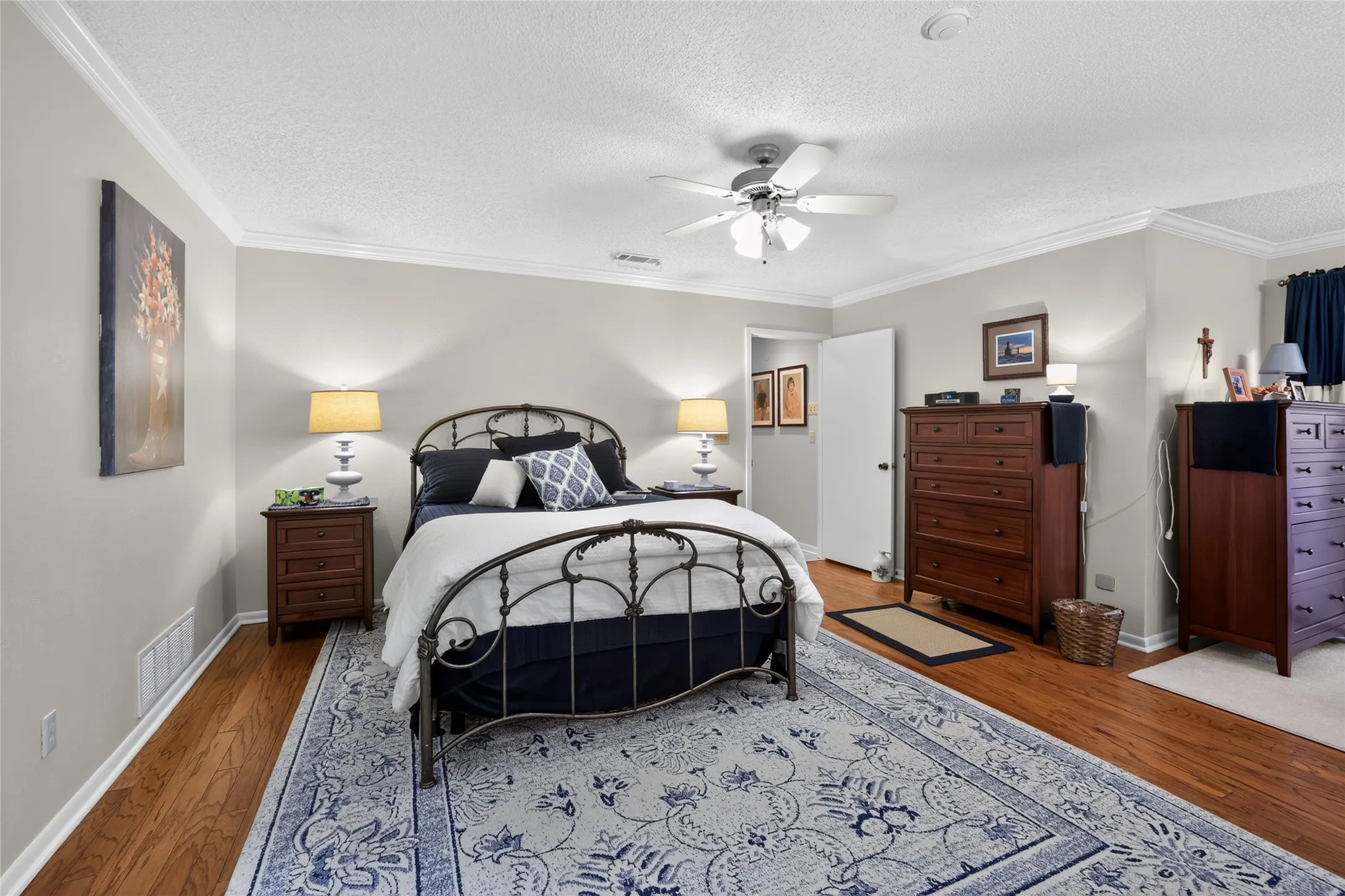 Single Family Residence For Sale in Wichita County , 4417 Tobago, Wichita Falls, Texas 76308, 3 Bedroom, 2 Bathroom, 2 Garage spaces, 2,606 Sqft, built in 1976, mls#21339207, Real Estate Agent in Wichita Falls, Homes For Sale in Wichita county, Homes For Sale in Wichita Falls, Realtor in Wichita Falls Texas, Real Estate Brokerage Independent Realty Texas, Luminita Cordes Realtor