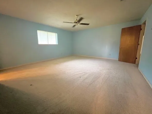 Single Family Residence For Sale in Denton County , 2621 Picadilly Lane, Denton, Texas 76209, 3 Bedroom, 2 Bathroom, 2 Garage spaces, 2,286 Sqft, built in 1975, mls#21339613, Real Estate Agent in Denton, Homes For Sale in Denton county, Homes For Sale in Denton, Realtor in Denton Texas, Real Estate Brokerage Independent Realty Texas, Luminita Cordes Realtor