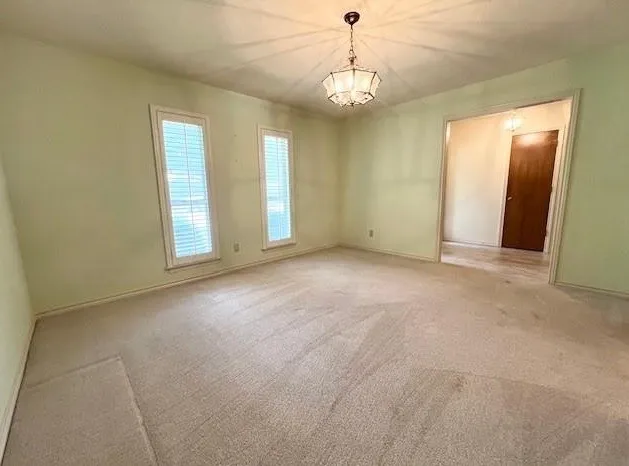 Single Family Residence For Sale in Denton County , 2621 Picadilly Lane, Denton, Texas 76209, 3 Bedroom, 2 Bathroom, 2 Garage spaces, 2,286 Sqft, built in 1975, mls#21339613, Real Estate Agent in Denton, Homes For Sale in Denton county, Homes For Sale in Denton, Realtor in Denton Texas, Real Estate Brokerage Independent Realty Texas, Luminita Cordes Realtor