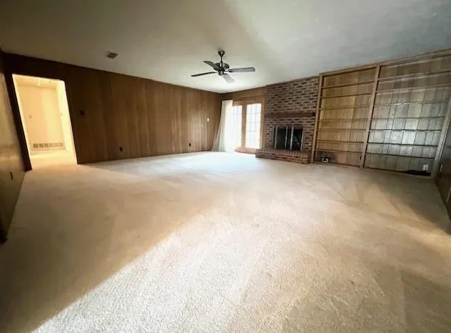Single Family Residence For Sale in Denton County , 2621 Picadilly Lane, Denton, Texas 76209, 3 Bedroom, 2 Bathroom, 2 Garage spaces, 2,286 Sqft, built in 1975, mls#21339613, Real Estate Agent in Denton, Homes For Sale in Denton county, Homes For Sale in Denton, Realtor in Denton Texas, Real Estate Brokerage Independent Realty Texas, Luminita Cordes Realtor