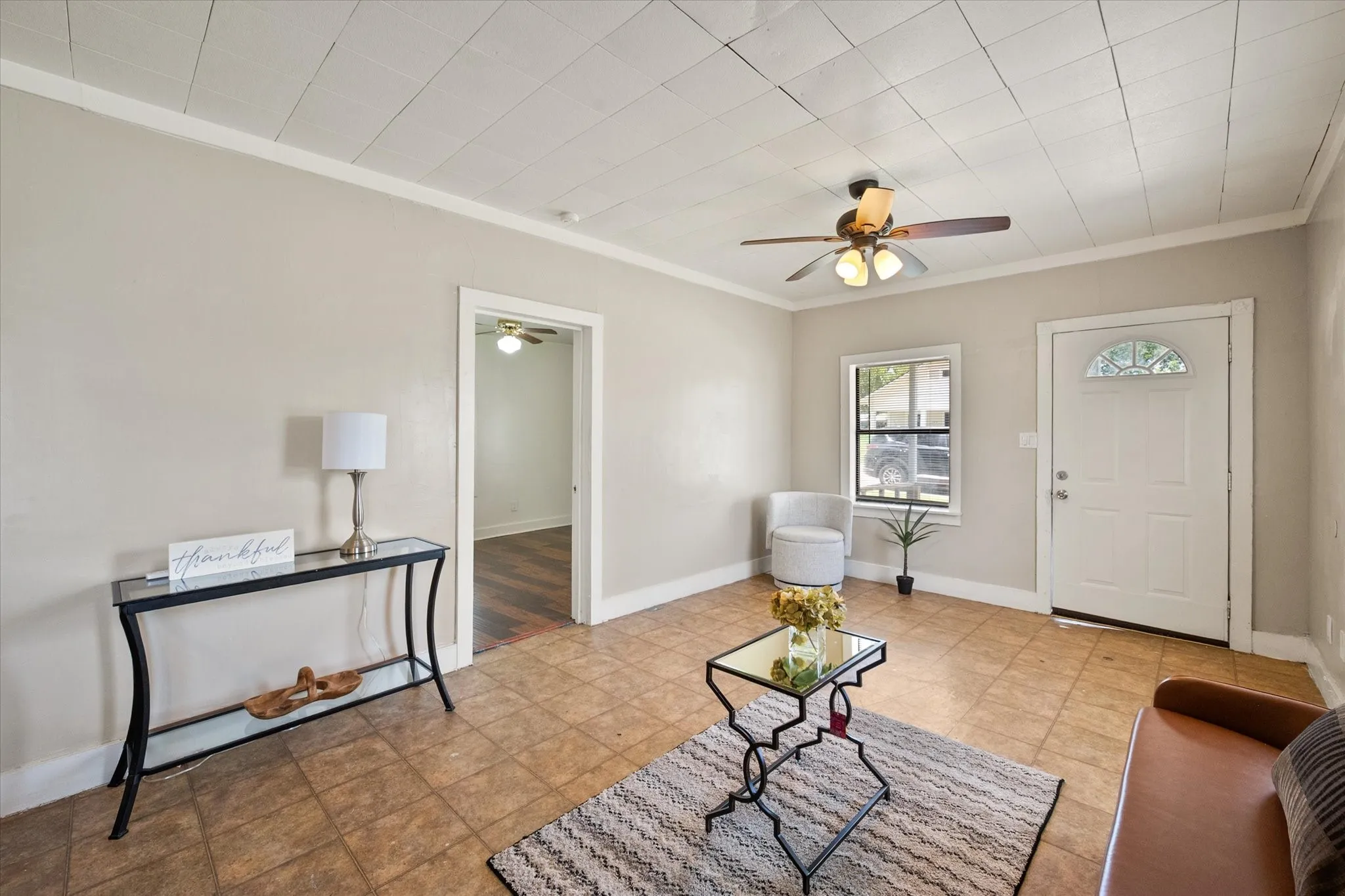 Single Family Residence For Sale in Ellis County , 109 E Tyler Street, Ennis, Texas 75119, 3 Bedroom, 2 Bathroom, Garage spaces, 1,605 Sqft, built in 1953, mls#21339305, Real Estate Agent in Ennis, Homes For Sale in Ellis county, Homes For Sale in Ennis, Realtor in Ennis Texas, Real Estate Brokerage Independent Realty Texas, Luminita Cordes Realtor