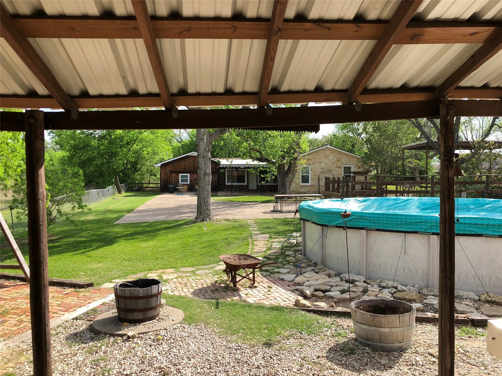 Single Family Residence For Sale in Mc Lennan County , 15180 Old China Spring Road, China Spring, Texas 76633, 4 Bedroom, 3 Bathroom, 1 Garage spaces, 2,422 Sqft, built in 1945, mls#21339615, Real Estate Agent in China Spring, Homes For Sale in Mc Lennan county, Homes For Sale in China Spring, Realtor in China Spring Texas, Real Estate Brokerage Independent Realty Texas, Luminita Cordes Realtor