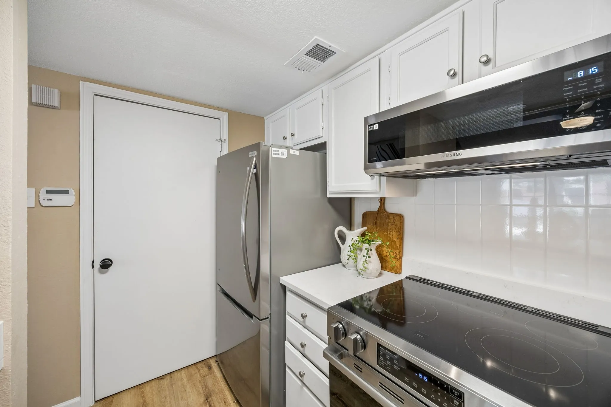 Condominium For Sale in Dallas County , 449 Harris Street 101H, Coppell, Texas 75019, 2 Bedroom, 2 Bathroom, Garage spaces, 1,254 Sqft, built in 1985, mls#21334973, Real Estate Agent in Coppell, Homes For Sale in Dallas county, Homes For Sale in Coppell, Realtor in Coppell Texas, Real Estate Brokerage Independent Realty Texas, Luminita Cordes Realtor