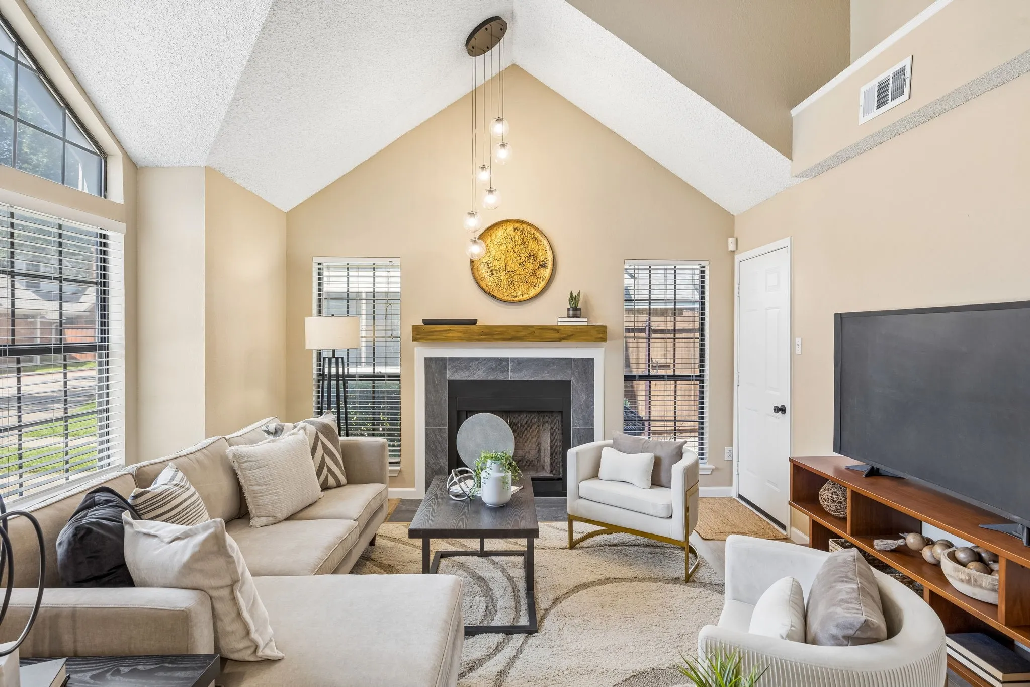 Condominium For Sale in Dallas County , 449 Harris Street 101H, Coppell, Texas 75019, 2 Bedroom, 2 Bathroom, Garage spaces, 1,254 Sqft, built in 1985, mls#21334973, Real Estate Agent in Coppell, Homes For Sale in Dallas county, Homes For Sale in Coppell, Realtor in Coppell Texas, Real Estate Brokerage Independent Realty Texas, Luminita Cordes Realtor