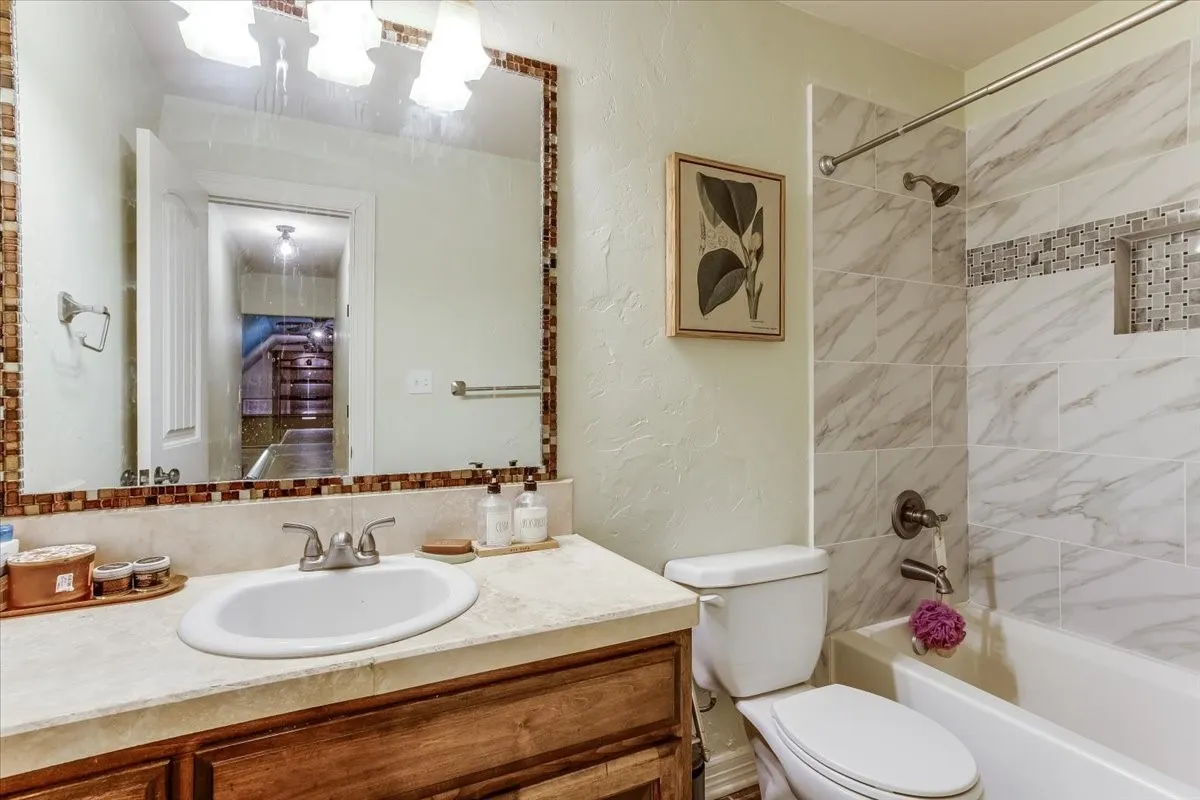 Single Family Residence For Sale in Grayson County , 30 Tananger Springs Drive, Denison, Texas 75021, 4 Bedrooms, 4 Bathrooms, 3 Garage spaces, 3,045 Sqft, built in 2007, Price $614,900, mls#21339074, Real Estate Agent in Denison, Homes For Sale in Grayson county, Homes For Sale in Denison, Realtor in Denison Texas, Real Estate Brokerage Independent Realty Texas, Luminita Cordes Realtor