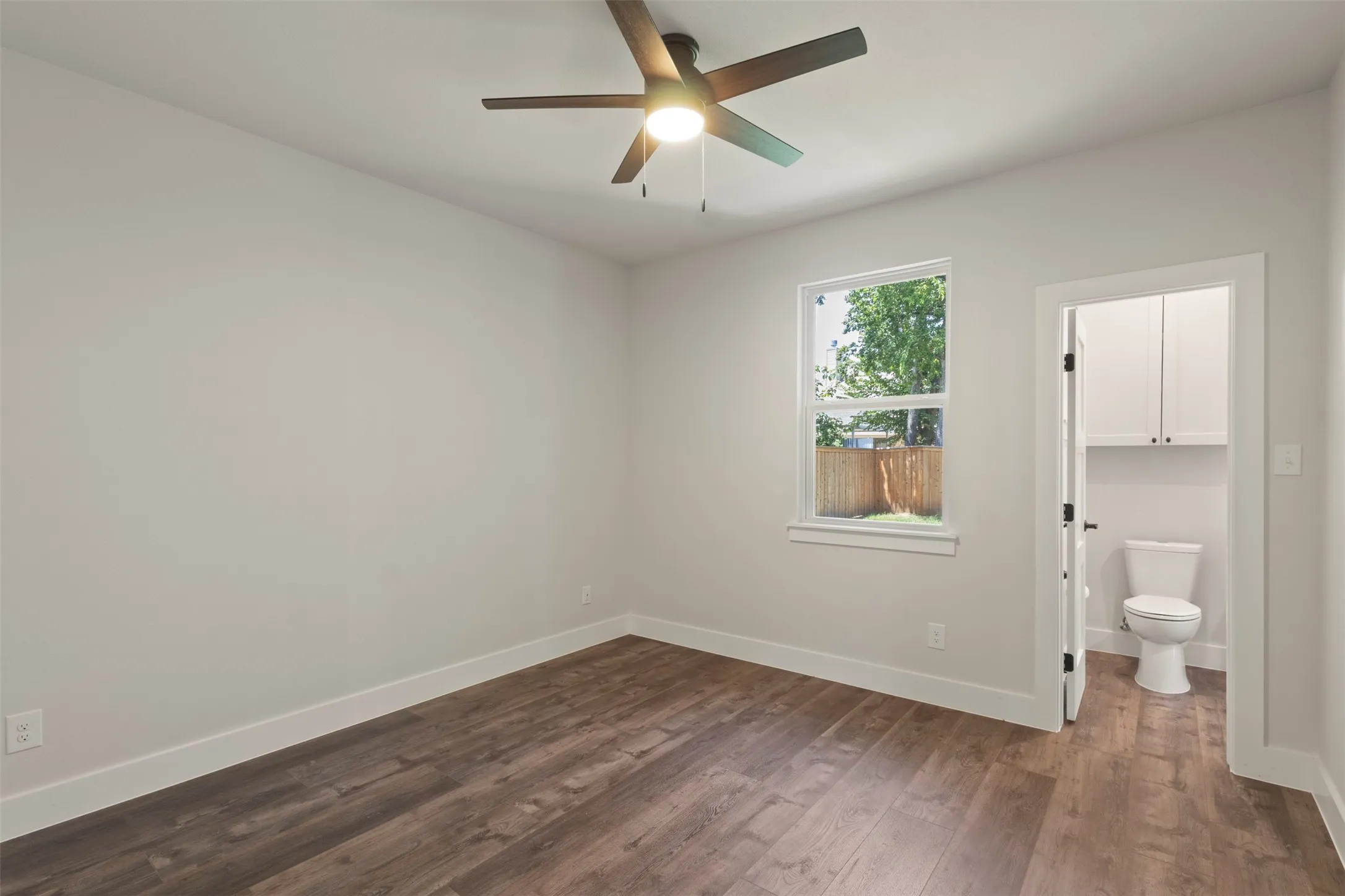 Single Family Residence For Sale in Tarrant County , 621 Oaklawn Drive, River Oaks, Texas 76114, 4 Bedroom, 3 Bathroom, 2 Garage spaces, 2,216 Sqft, built in 2025, mls#21337677, Real Estate Agent in River Oaks, Homes For Sale in Tarrant county, Homes For Sale in River Oaks, Realtor in River Oaks Texas, Real Estate Brokerage Independent Realty Texas, Luminita Cordes Realtor