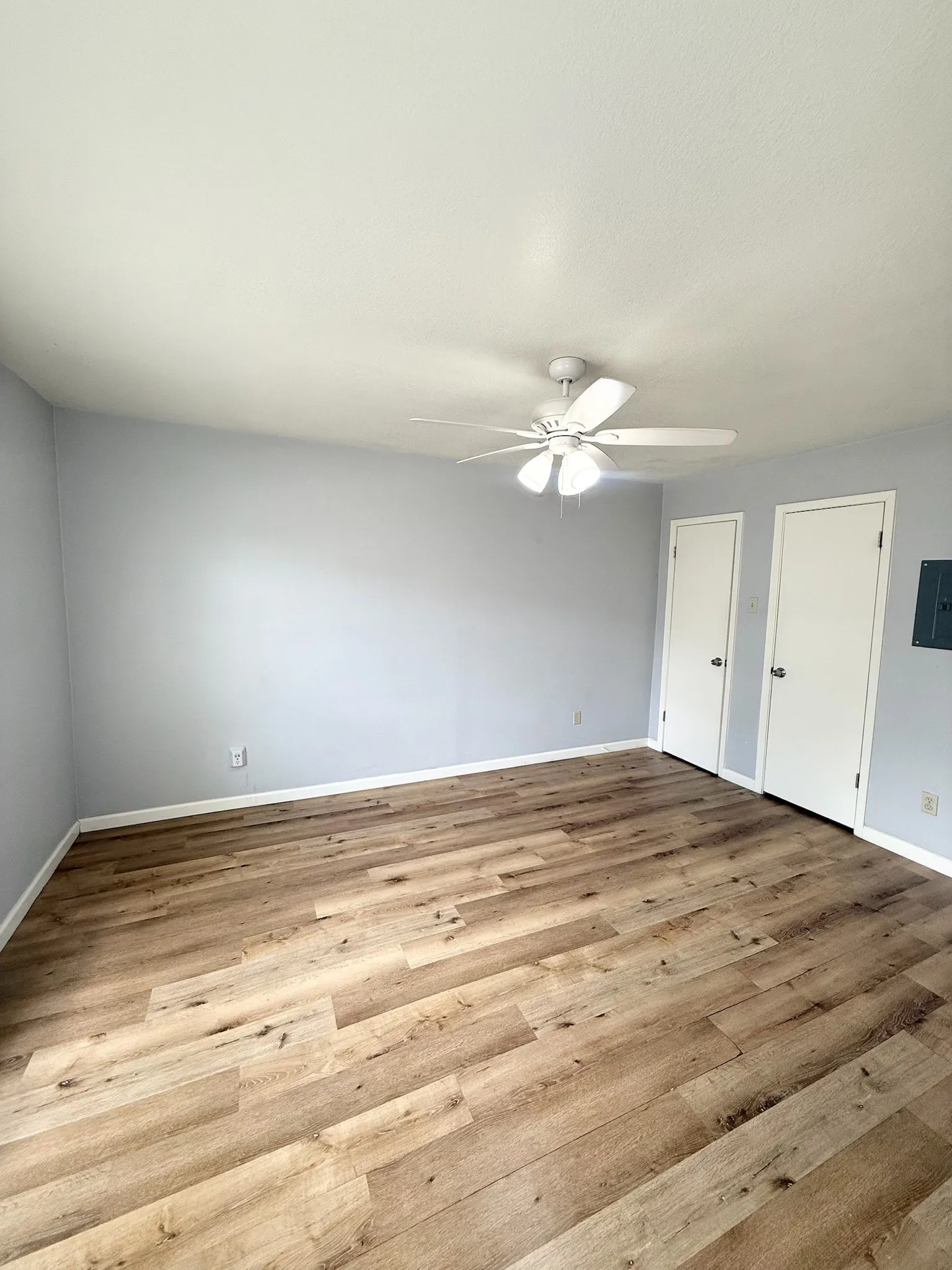 Condominium For Rent in Dallas County , 12888 Montfort Drive 144, Dallas, Texas 75230, 1 Bedroom, 1 Bathroom, Garage spaces, 663 Sqft, built in 1968, mls#21337433, Real Estate Agent in Dallas, Homes For Rent in Dallas county, Homes For Rent in Dallas, Realtor in Dallas Texas, Real Estate Brokerage Independent Realty Texas, Luminita Cordes Realtor
