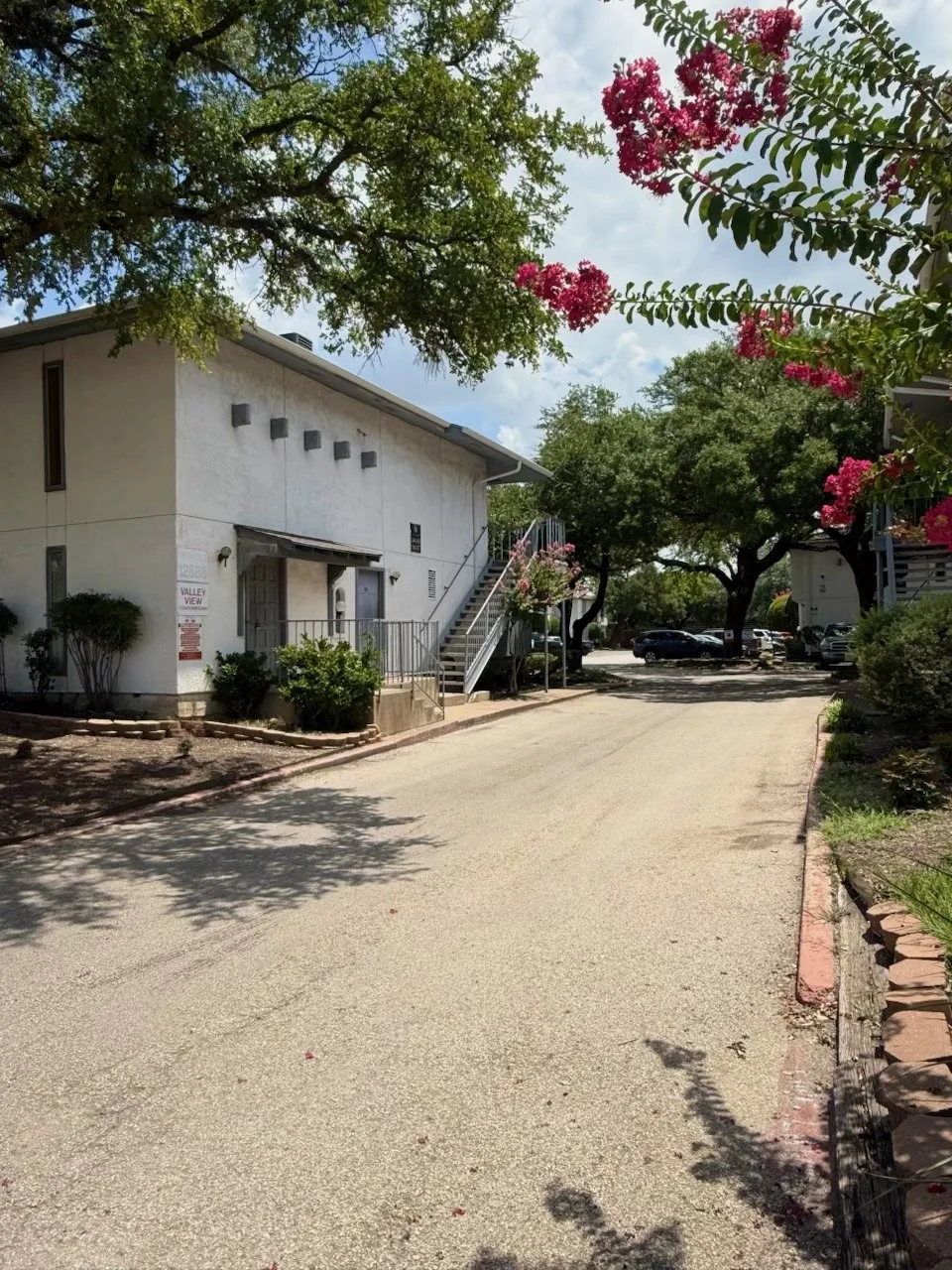 Condominium For Rent in Dallas County , 12888 Montfort Drive 144, Dallas, Texas 75230, 1 Bedroom, 1 Bathroom, Garage spaces, 663 Sqft, built in 1968, mls#21337433, Real Estate Agent in Dallas, Homes For Rent in Dallas county, Homes For Rent in Dallas, Realtor in Dallas Texas, Real Estate Brokerage Independent Realty Texas, Luminita Cordes Realtor
