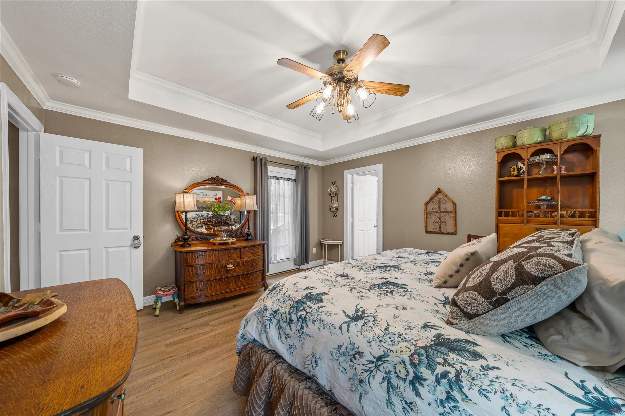 Single Family Residence For Sale in Mc Lennan County , 9408 Silverthorn Drive, Waco, Texas 76708, 4 Bedrooms, 3 Bathrooms, 2 Garage spaces, 2,199 Sqft, built in 2000, Price $414,900, mls#21338904, Real Estate Agent in Waco, Homes For Sale in Mc Lennan county, Homes For Sale in Waco, Realtor in Waco Texas, Real Estate Brokerage Independent Realty Texas, Luminita Cordes Realtor