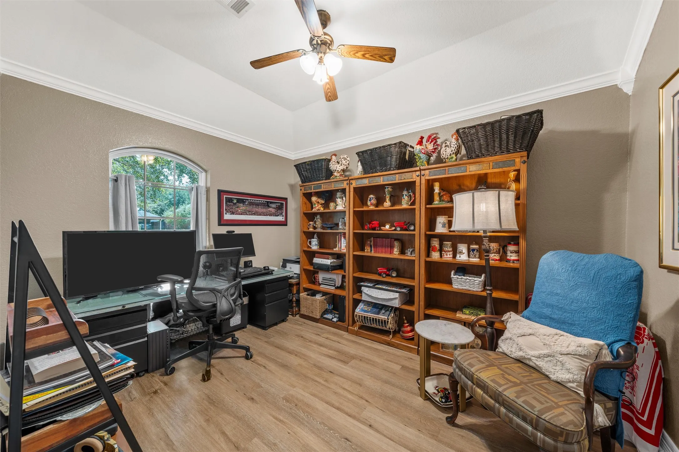 Single Family Residence For Sale in Mc Lennan County , 9408 Silverthorn Drive, Waco, Texas 76708, 4 Bedrooms, 3 Bathrooms, 2 Garage spaces, 2,199 Sqft, built in 2000, Price $414,900, mls#21338904, Real Estate Agent in Waco, Homes For Sale in Mc Lennan county, Homes For Sale in Waco, Realtor in Waco Texas, Real Estate Brokerage Independent Realty Texas, Luminita Cordes Realtor