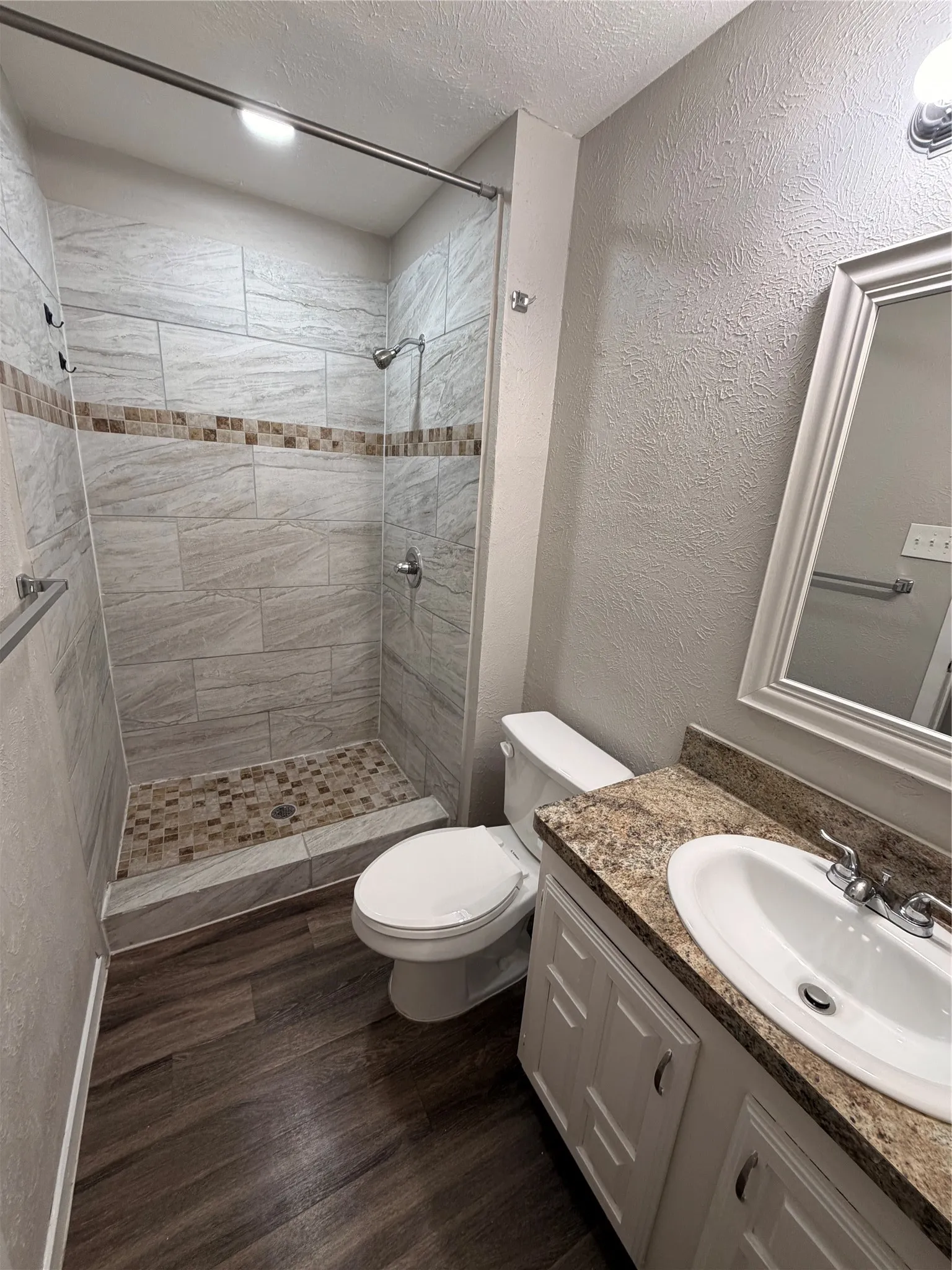 Single Family Residence For Rent in Dallas County , 1914 Chisholm Trail, Grand Prairie, Texas 75052, 3 Bedroom, 2 Bathroom, 2 Garage spaces, 1,892 Sqft, built in 1978, mls#21339638, Real Estate Agent in Grand Prairie, Homes For Rent in Dallas county, Homes For Rent in Grand Prairie, Realtor in Grand Prairie Texas, Real Estate Brokerage Independent Realty Texas, Luminita Cordes Realtor