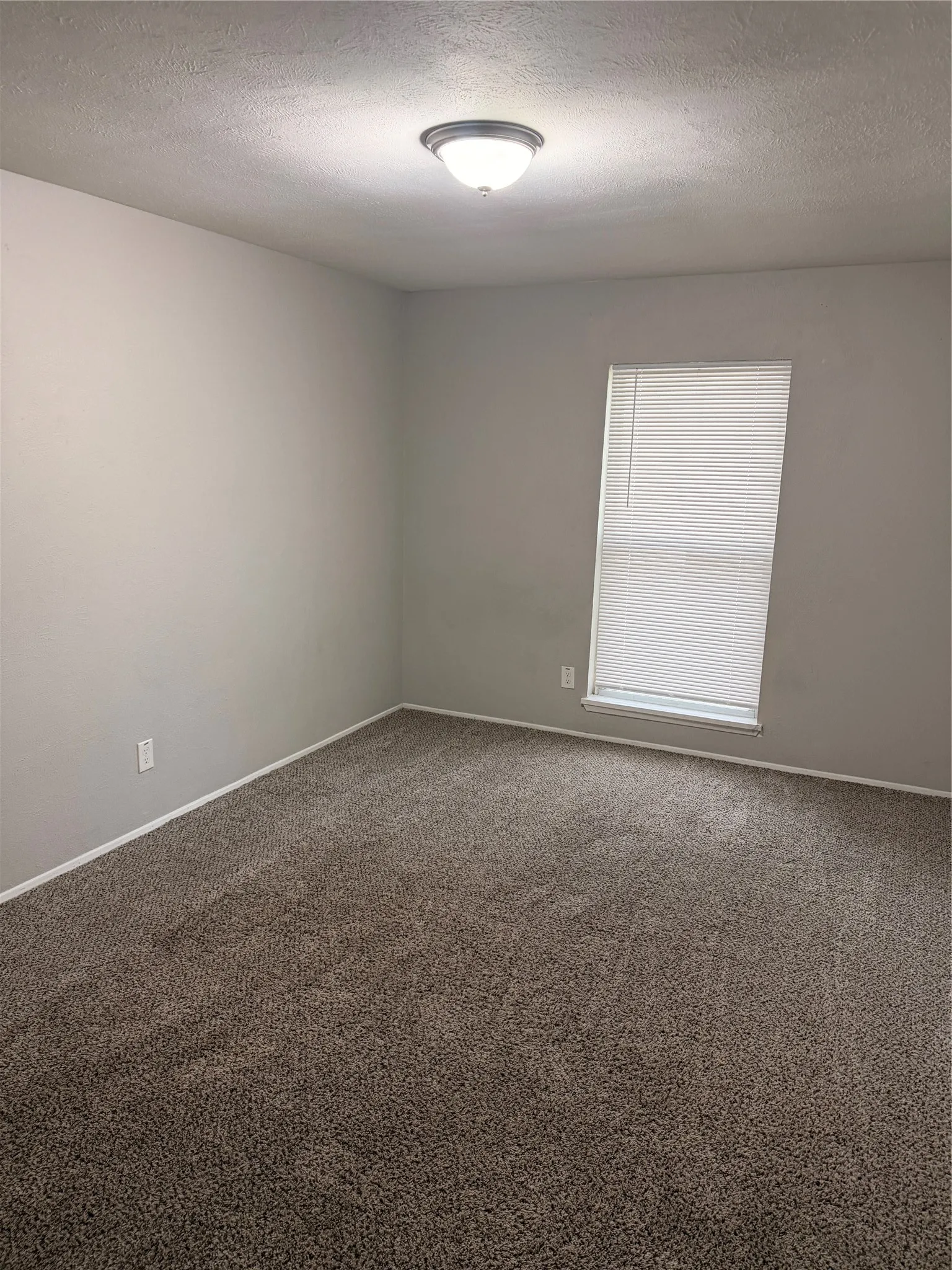Single Family Residence For Rent in Dallas County , 1914 Chisholm Trail, Grand Prairie, Texas 75052, 3 Bedroom, 2 Bathroom, 2 Garage spaces, 1,892 Sqft, built in 1978, mls#21339638, Real Estate Agent in Grand Prairie, Homes For Rent in Dallas county, Homes For Rent in Grand Prairie, Realtor in Grand Prairie Texas, Real Estate Brokerage Independent Realty Texas, Luminita Cordes Realtor