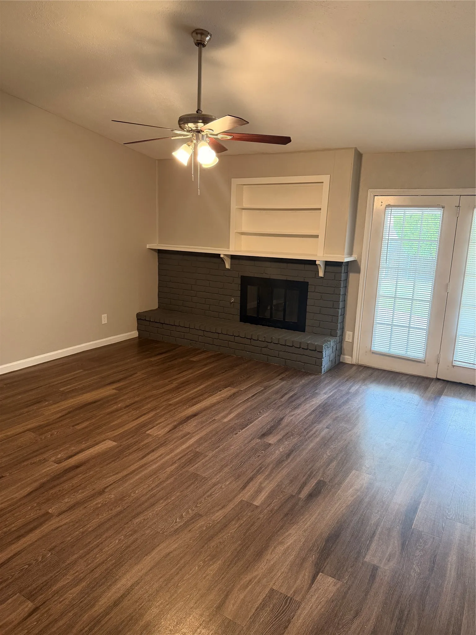 Single Family Residence For Rent in Dallas County , 1914 Chisholm Trail, Grand Prairie, Texas 75052, 3 Bedroom, 2 Bathroom, 2 Garage spaces, 1,892 Sqft, built in 1978, mls#21339638, Real Estate Agent in Grand Prairie, Homes For Rent in Dallas county, Homes For Rent in Grand Prairie, Realtor in Grand Prairie Texas, Real Estate Brokerage Independent Realty Texas, Luminita Cordes Realtor