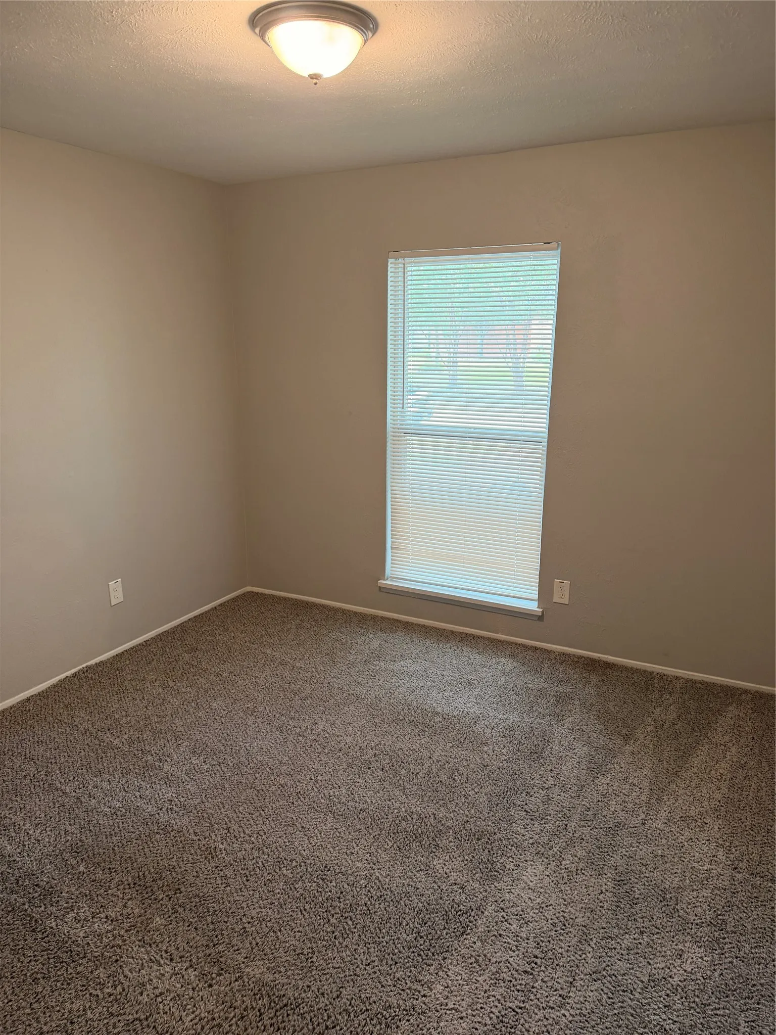 Single Family Residence For Rent in Dallas County , 1914 Chisholm Trail, Grand Prairie, Texas 75052, 3 Bedroom, 2 Bathroom, 2 Garage spaces, 1,892 Sqft, built in 1978, mls#21339638, Real Estate Agent in Grand Prairie, Homes For Rent in Dallas county, Homes For Rent in Grand Prairie, Realtor in Grand Prairie Texas, Real Estate Brokerage Independent Realty Texas, Luminita Cordes Realtor