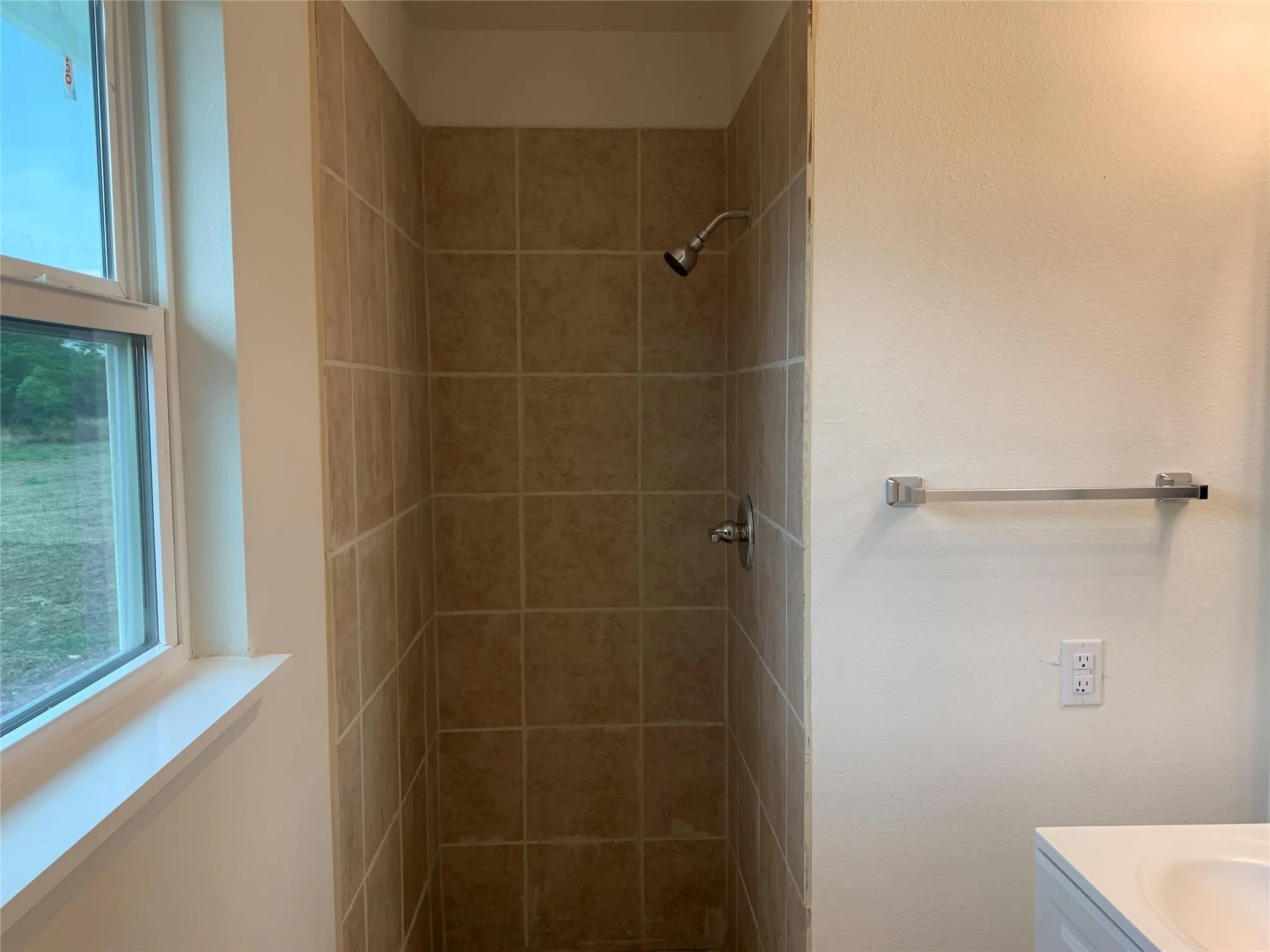 Single Family Residence For Sale in Wise County , 156 Bridlewood Lane, Runaway Bay, Texas 76426, 3 Bedroom, 2 Bathroom, Garage spaces, 1,098 Sqft, built in 2023, mls#21339593, Real Estate Agent in Runaway Bay, Homes For Sale in Wise county, Homes For Sale in Runaway Bay, Realtor in Runaway Bay Texas, Real Estate Brokerage Independent Realty Texas, Luminita Cordes Realtor