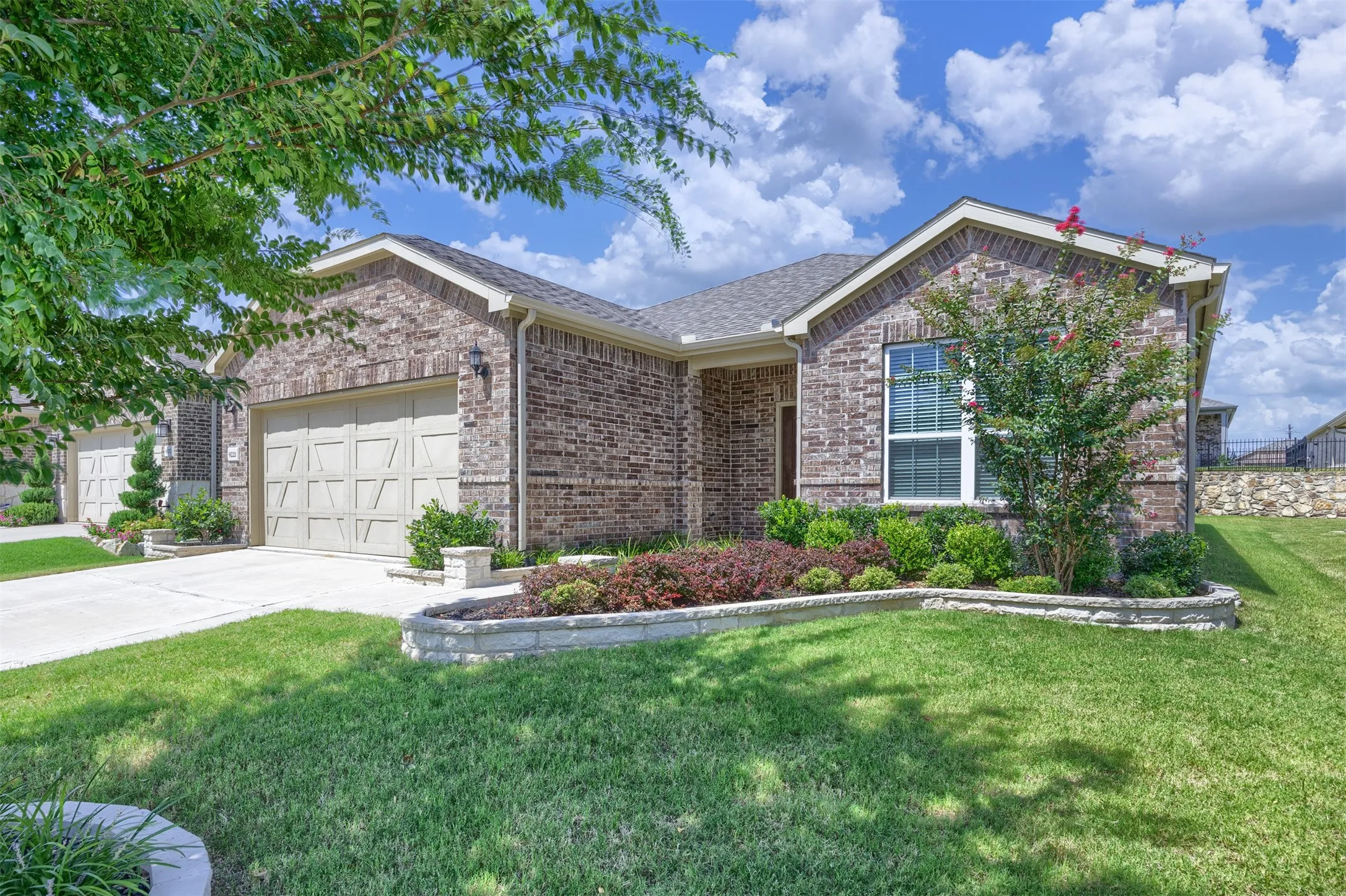 Single Family Residence For Sale in Collin County , 9221 Refuge Way, Mc Kinney, Texas 75071, 2 Bedroom, 2 Bathroom, 2 Garage spaces, 1,993 Sqft, built in 2022, mls#21337947, Real Estate Agent in Mc Kinney, Homes For Sale in Collin county, Homes For Sale in Mc Kinney, Realtor in Mc Kinney Texas, Real Estate Brokerage Independent Realty Texas, Luminita Cordes Realtor