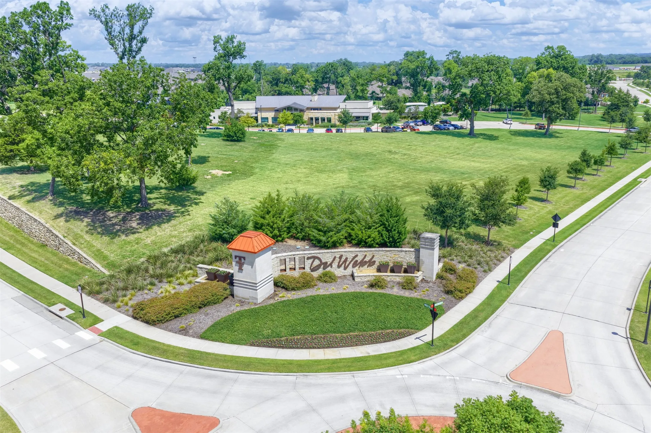 Single Family Residence For Sale in Collin County , 9221 Refuge Way, Mc Kinney, Texas 75071, 2 Bedroom, 2 Bathroom, 2 Garage spaces, 1,993 Sqft, built in 2022, mls#21337947, Real Estate Agent in Mc Kinney, Homes For Sale in Collin county, Homes For Sale in Mc Kinney, Realtor in Mc Kinney Texas, Real Estate Brokerage Independent Realty Texas, Luminita Cordes Realtor