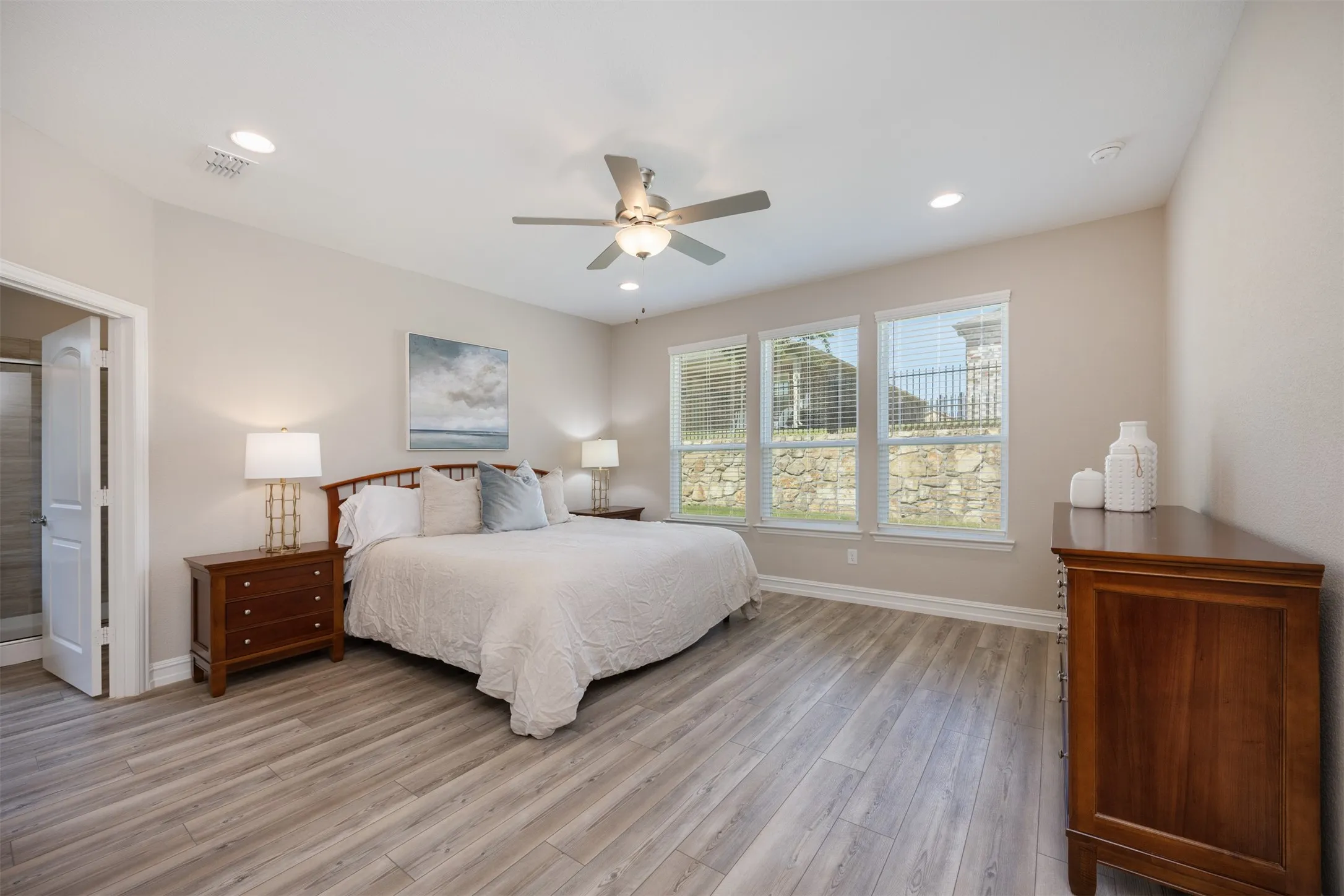 Single Family Residence For Sale in Collin County , 9221 Refuge Way, Mc Kinney, Texas 75071, 2 Bedroom, 2 Bathroom, 2 Garage spaces, 1,993 Sqft, built in 2022, mls#21337947, Real Estate Agent in Mc Kinney, Homes For Sale in Collin county, Homes For Sale in Mc Kinney, Realtor in Mc Kinney Texas, Real Estate Brokerage Independent Realty Texas, Luminita Cordes Realtor