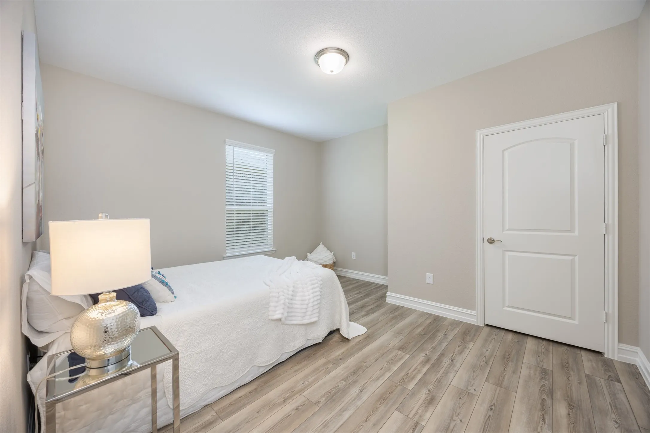 Single Family Residence For Sale in Collin County , 9221 Refuge Way, Mc Kinney, Texas 75071, 2 Bedroom, 2 Bathroom, 2 Garage spaces, 1,993 Sqft, built in 2022, mls#21337947, Real Estate Agent in Mc Kinney, Homes For Sale in Collin county, Homes For Sale in Mc Kinney, Realtor in Mc Kinney Texas, Real Estate Brokerage Independent Realty Texas, Luminita Cordes Realtor