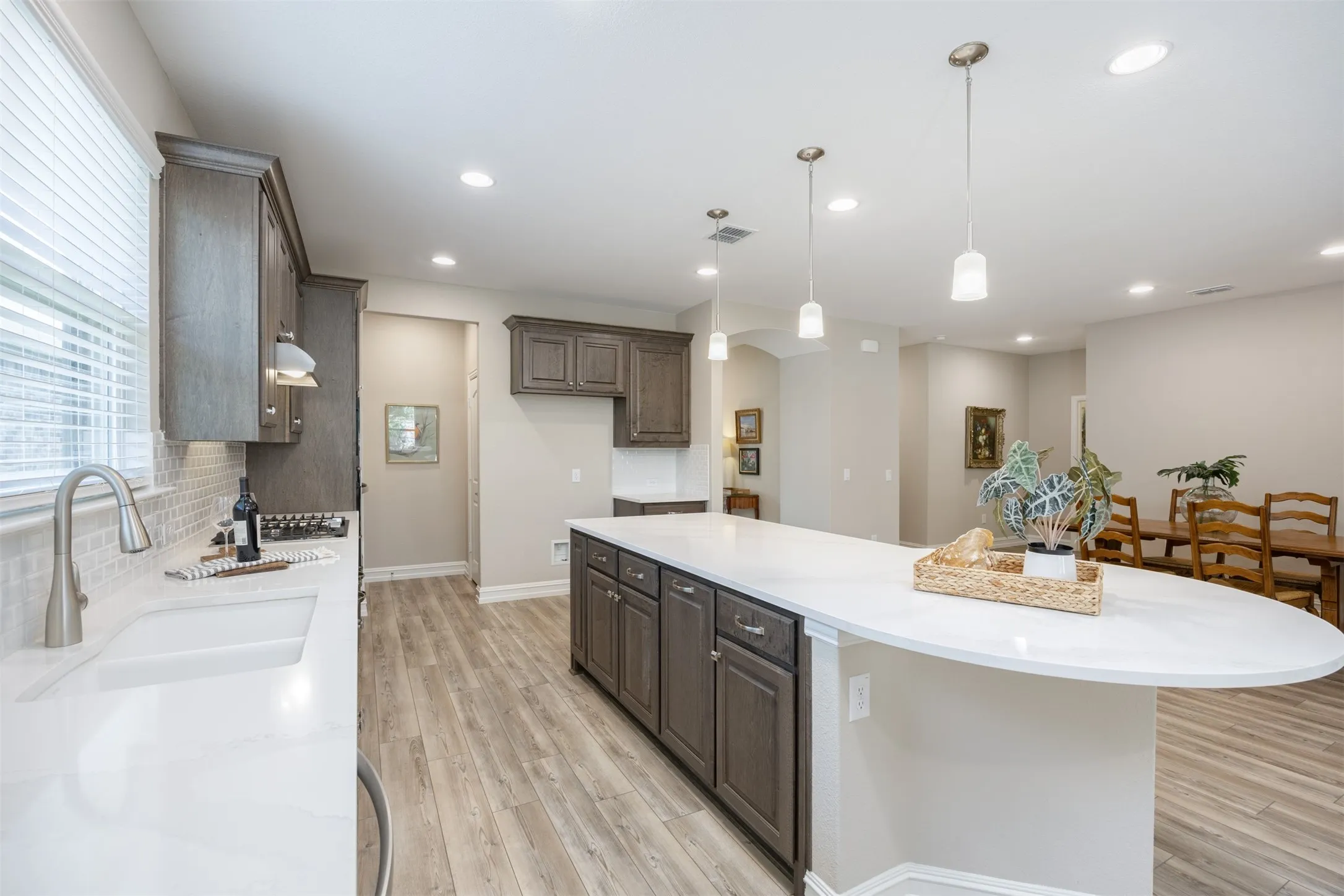 Single Family Residence For Sale in Collin County , 9221 Refuge Way, Mc Kinney, Texas 75071, 2 Bedroom, 2 Bathroom, 2 Garage spaces, 1,993 Sqft, built in 2022, mls#21337947, Real Estate Agent in Mc Kinney, Homes For Sale in Collin county, Homes For Sale in Mc Kinney, Realtor in Mc Kinney Texas, Real Estate Brokerage Independent Realty Texas, Luminita Cordes Realtor