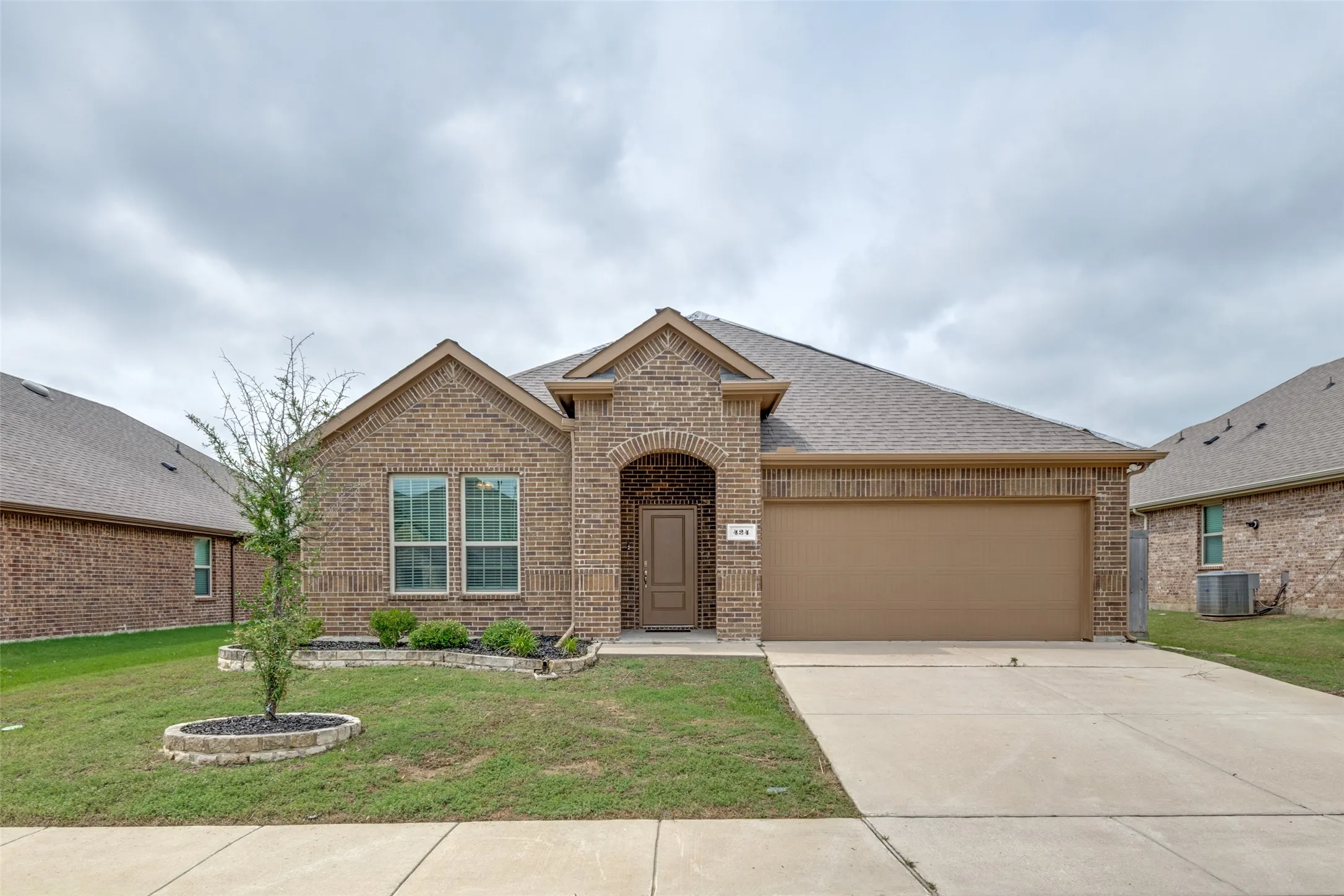 Single Family Residence For Rent in Rockwall County , 424 Baltimore Avenue, Fate, Texas 75189, 4 Bedroom, 2 Bathroom, 2 Garage spaces, 2,156 Sqft, built in 2020, mls#21338864, Real Estate Agent in Fate, Homes For Rent in Rockwall county, Homes For Rent in Fate, Realtor in Fate Texas, Real Estate Brokerage Independent Realty Texas, Luminita Cordes Realtor