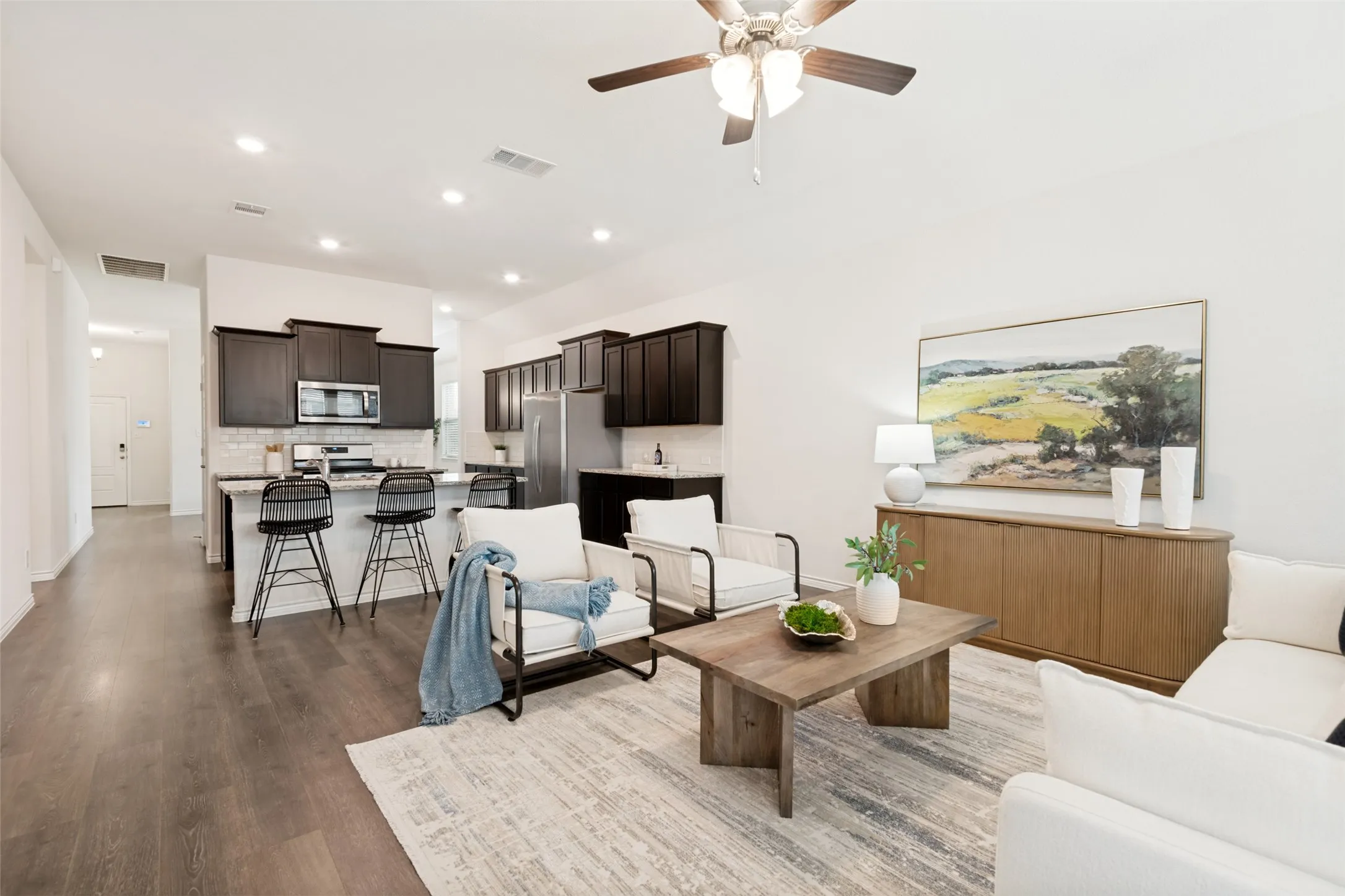 Single Family Residence For Rent