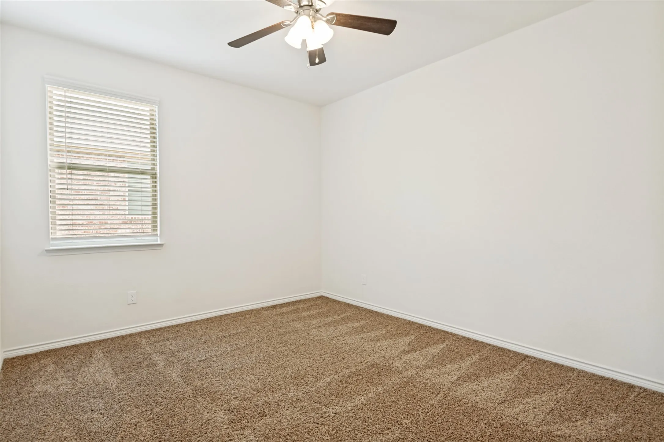 Single Family Residence For Rent in Rockwall County , 424 Baltimore Avenue, Fate, Texas 75189, 4 Bedroom, 2 Bathroom, 2 Garage spaces, 2,156 Sqft, built in 2020, mls#21338864, Real Estate Agent in Fate, Homes For Rent in Rockwall county, Homes For Rent in Fate, Realtor in Fate Texas, Real Estate Brokerage Independent Realty Texas, Luminita Cordes Realtor