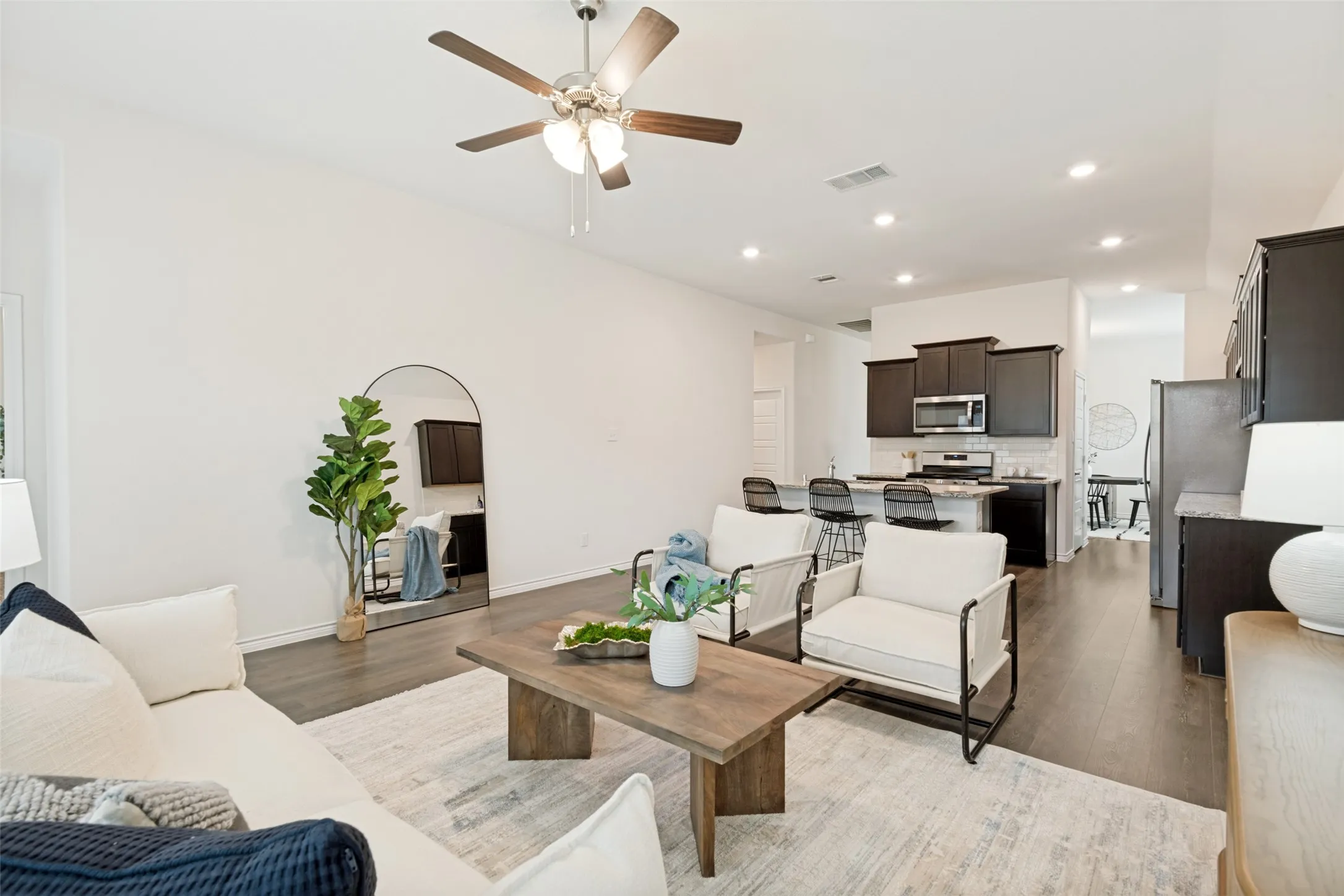 Single Family Residence For Rent in Rockwall County , 424 Baltimore Avenue, Fate, Texas 75189, 4 Bedroom, 2 Bathroom, 2 Garage spaces, 2,156 Sqft, built in 2020, mls#21338864, Real Estate Agent in Fate, Homes For Rent in Rockwall county, Homes For Rent in Fate, Realtor in Fate Texas, Real Estate Brokerage Independent Realty Texas, Luminita Cordes Realtor