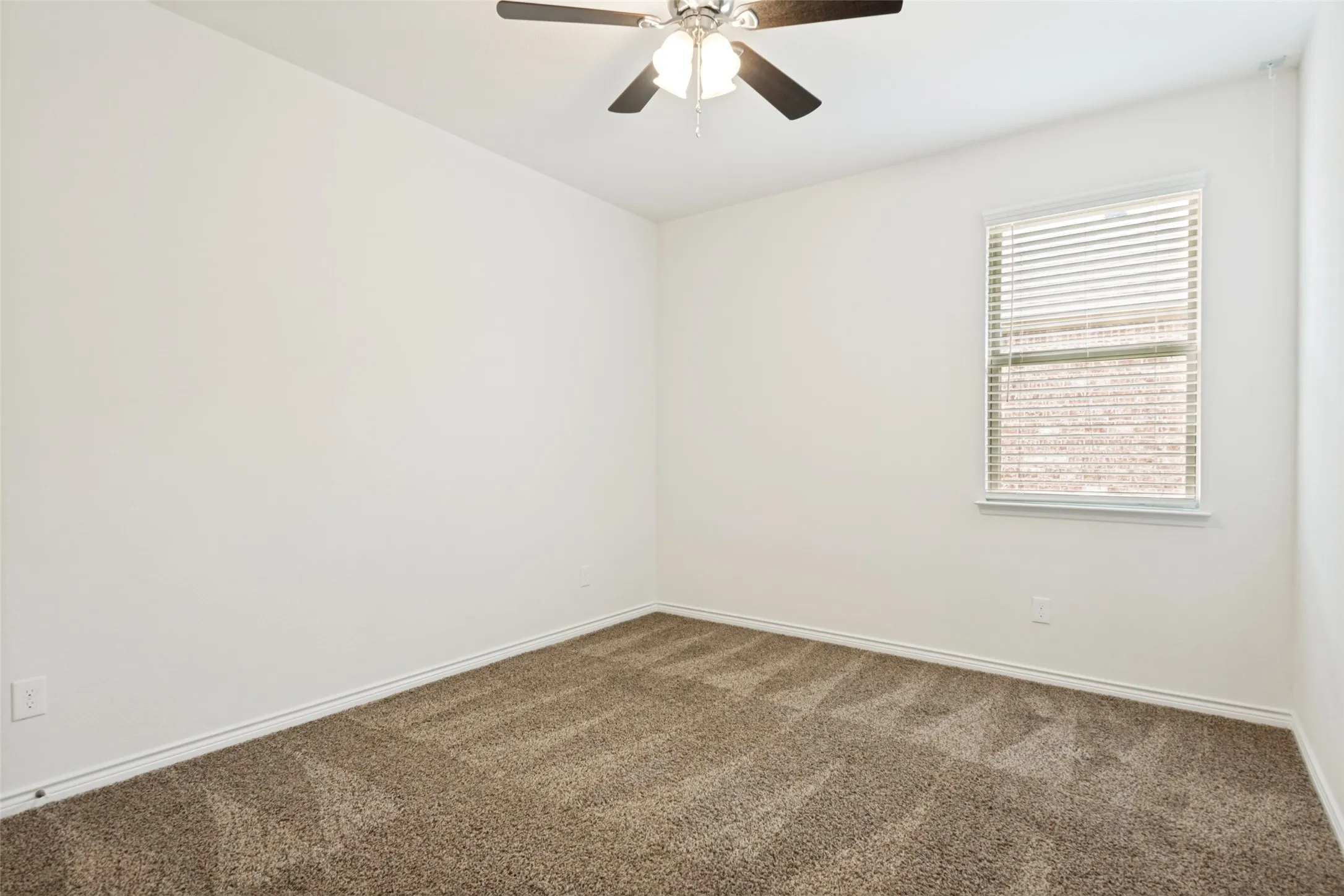 Single Family Residence For Rent in Rockwall County , 424 Baltimore Avenue, Fate, Texas 75189, 4 Bedroom, 2 Bathroom, 2 Garage spaces, 2,156 Sqft, built in 2020, mls#21338864, Real Estate Agent in Fate, Homes For Rent in Rockwall county, Homes For Rent in Fate, Realtor in Fate Texas, Real Estate Brokerage Independent Realty Texas, Luminita Cordes Realtor