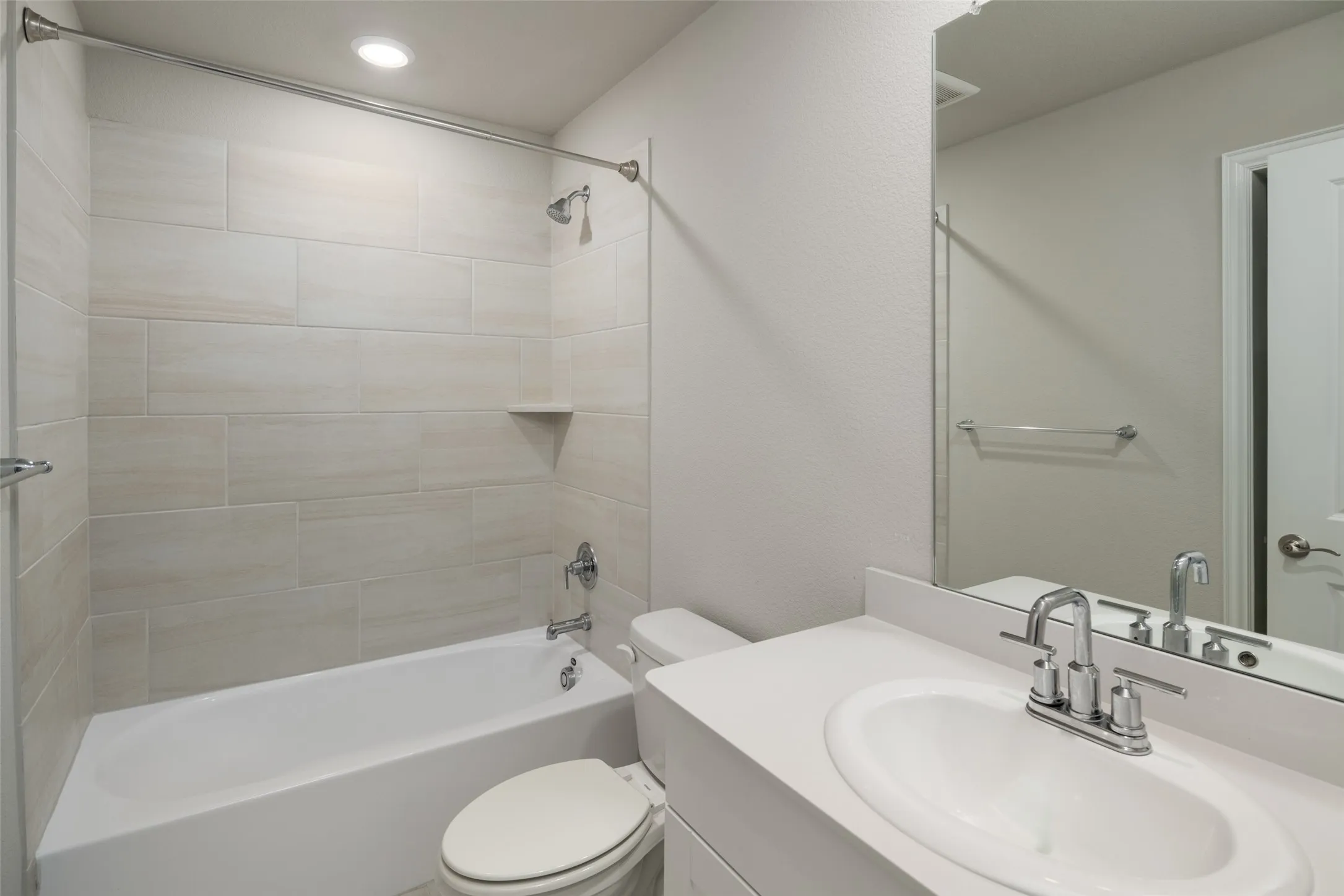 Single Family Residence For Sale in Collin County , 1113 Gardendale Hollow Lane, Anna, Texas 75409, 4 Bedroom, 3 Bathroom, 2 Garage spaces, 2,057 Sqft, built in 2024, mls#21339184, Real Estate Agent in Anna, Homes For Sale in Collin county, Homes For Sale in Anna, Realtor in Anna Texas, Real Estate Brokerage Independent Realty Texas, Luminita Cordes Realtor