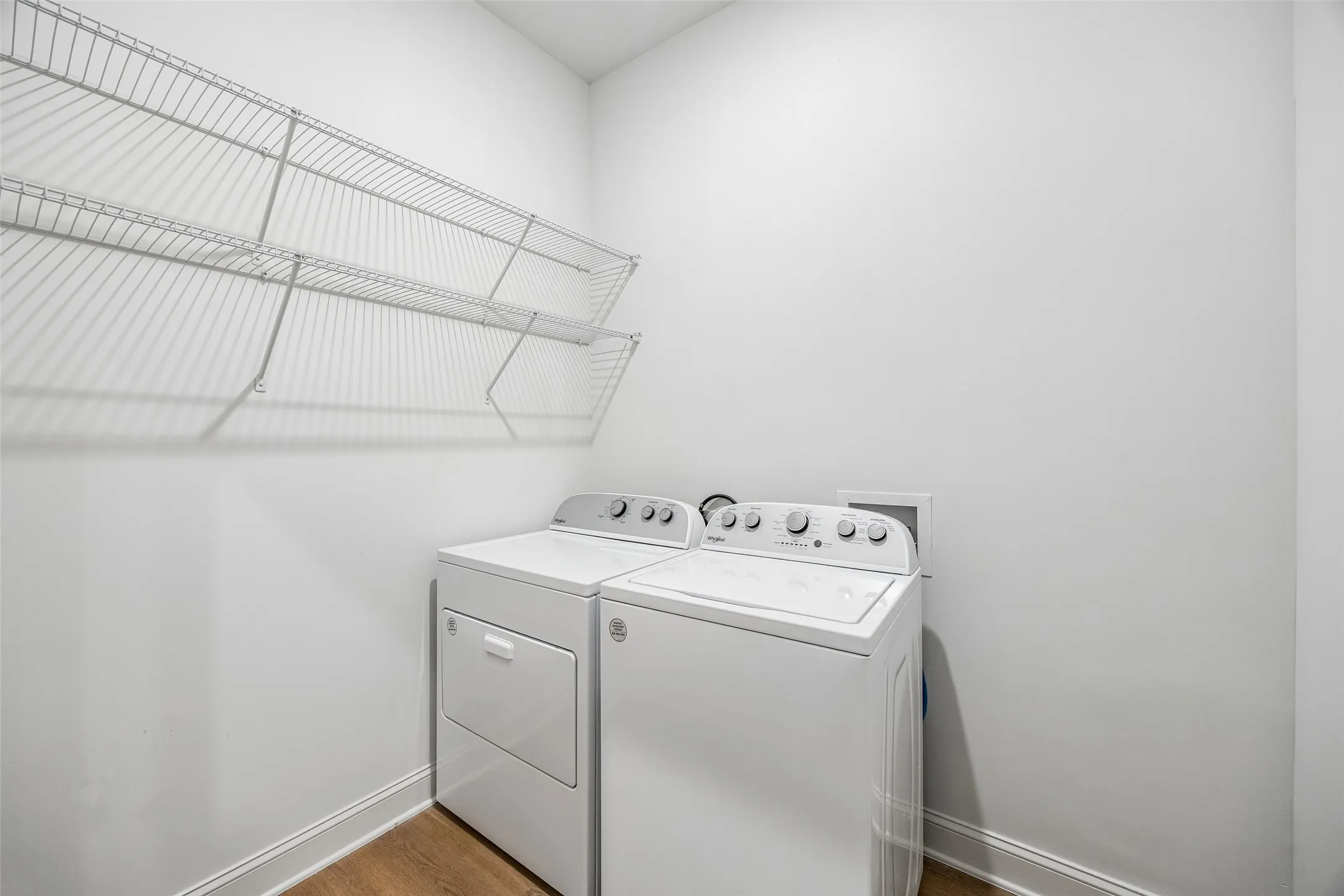 Apartment For Rent in Dallas County , 2010 Commerce Street B204, Dallas, Texas 75201, 1 Bedroom, 2 Bathroom, Garage spaces, 809 Sqft, built in 1925, mls#21335318, Real Estate Agent in Dallas, Homes For Rent in Dallas county, Homes For Rent in Dallas, Realtor in Dallas Texas, Real Estate Brokerage Independent Realty Texas, Luminita Cordes Realtor