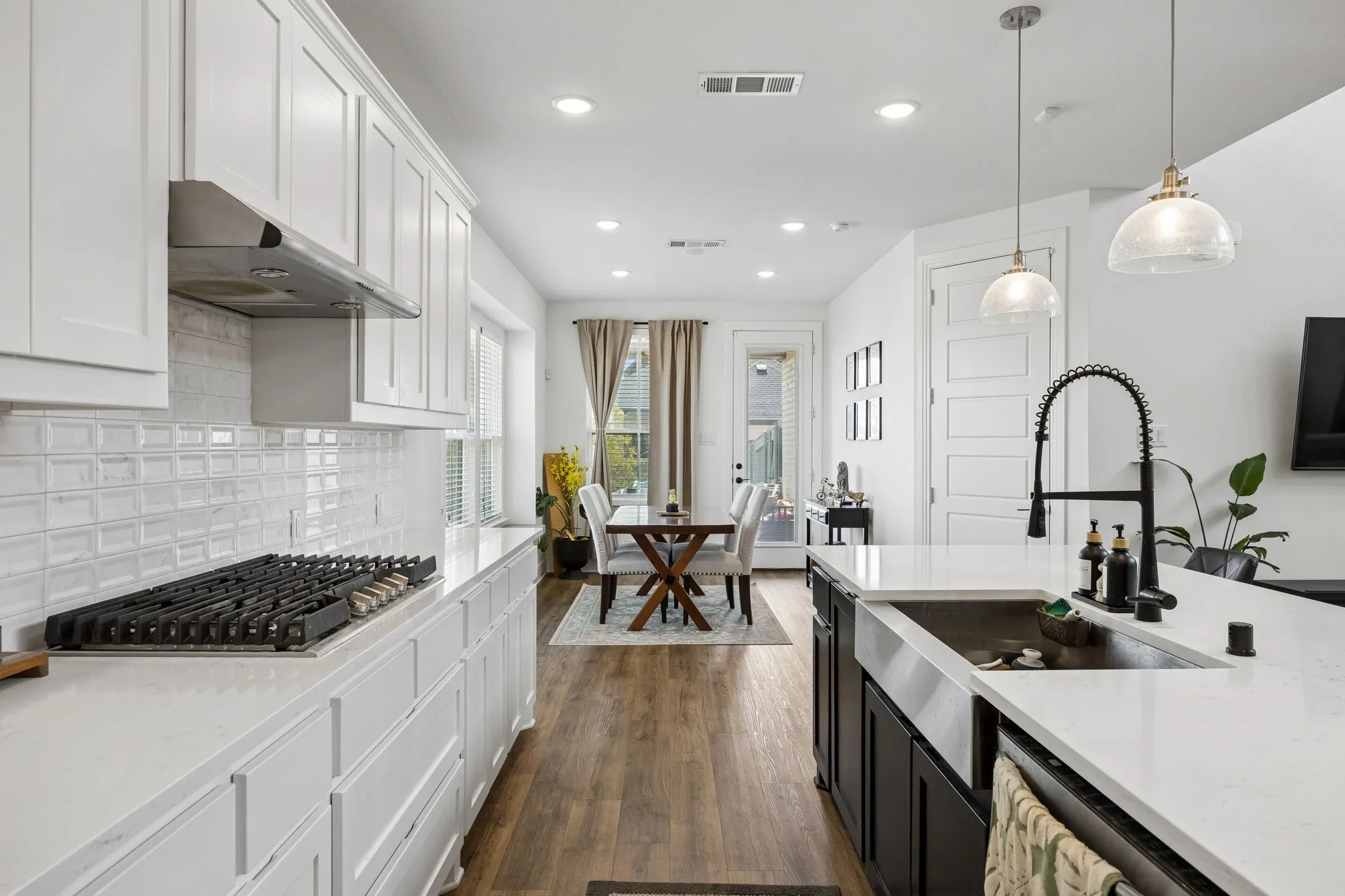 Single Family Residence For Sale in Denton County , 1736 Bonsmara Drive, Northlake, Texas 76247, 4 Bedroom, 3 Bathroom, 2 Garage spaces, 2,453 Sqft, built in 2023, mls#21338000, Real Estate Agent in Northlake, Homes For Sale in Denton county, Homes For Sale in Northlake, Realtor in Northlake Texas, Real Estate Brokerage Independent Realty Texas, Luminita Cordes Realtor